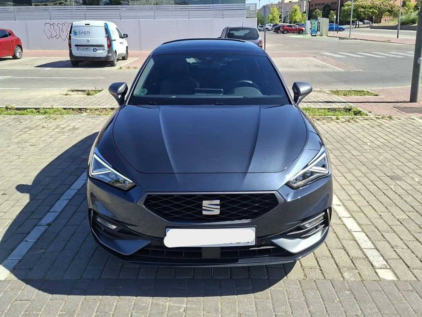 SEAT Leon 2.0 TDI 110kW S&S FR XL Gris - 2