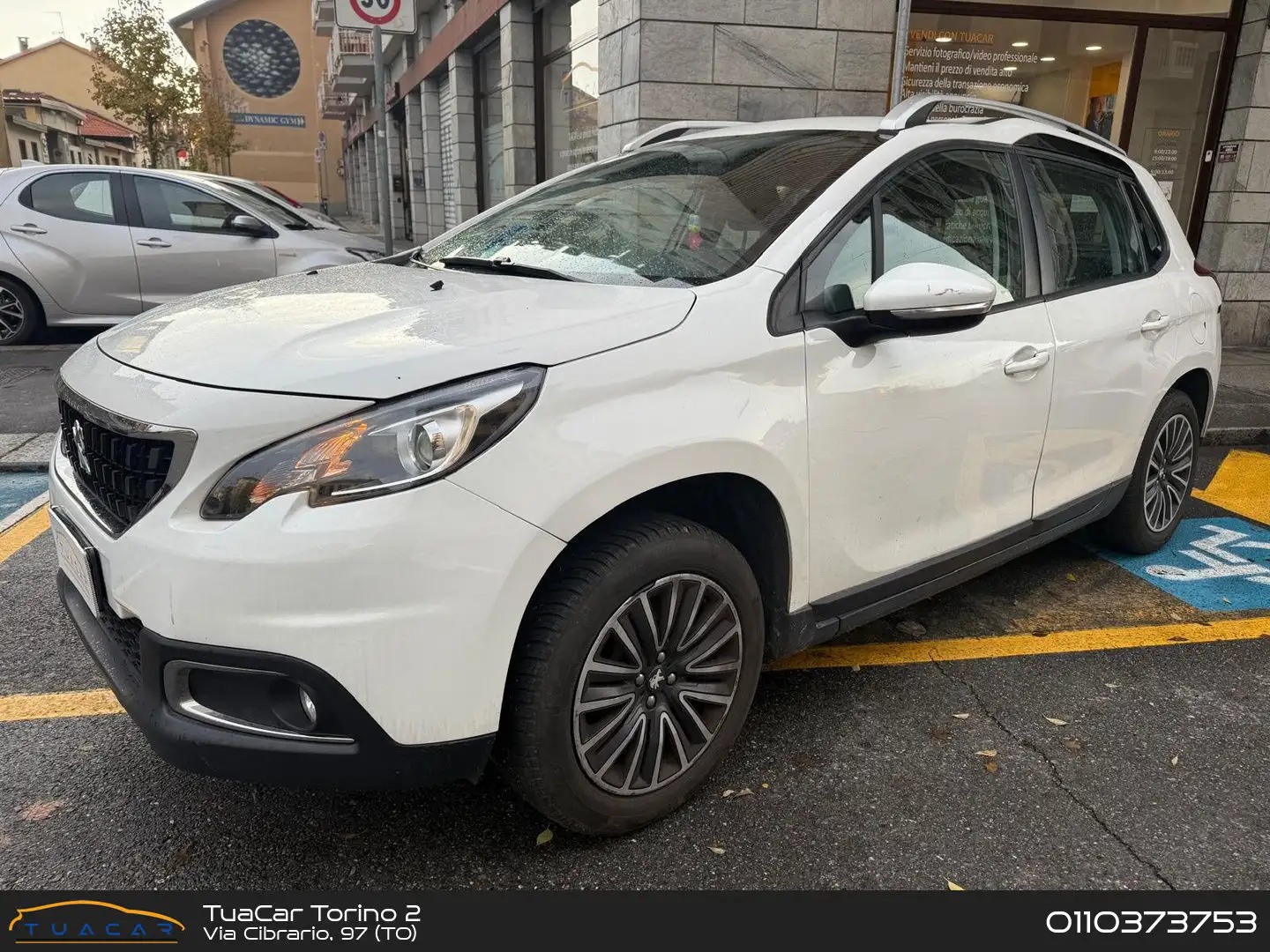 Peugeot 2008 Active 1.2 PureTech 82 Weiß - 1