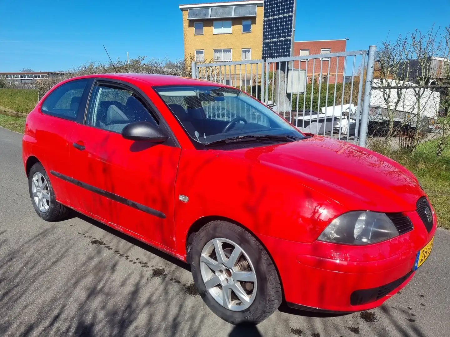 SEAT Ibiza 1.2-12V Stella zuinig en goedkoop! Roşu - 1