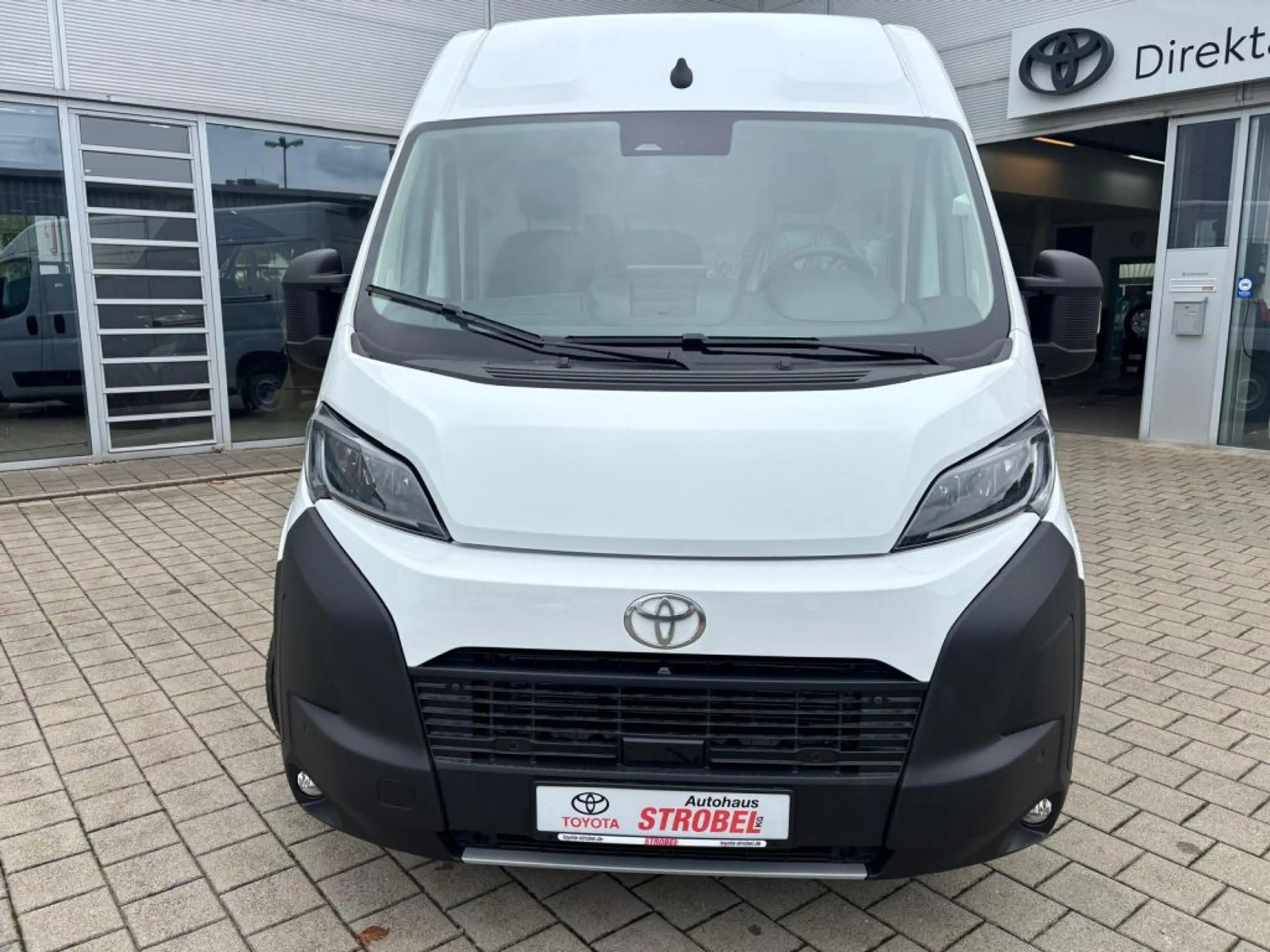Toyota Proace Max 2.2-l-D 35 L3H2 Meister — photo 2