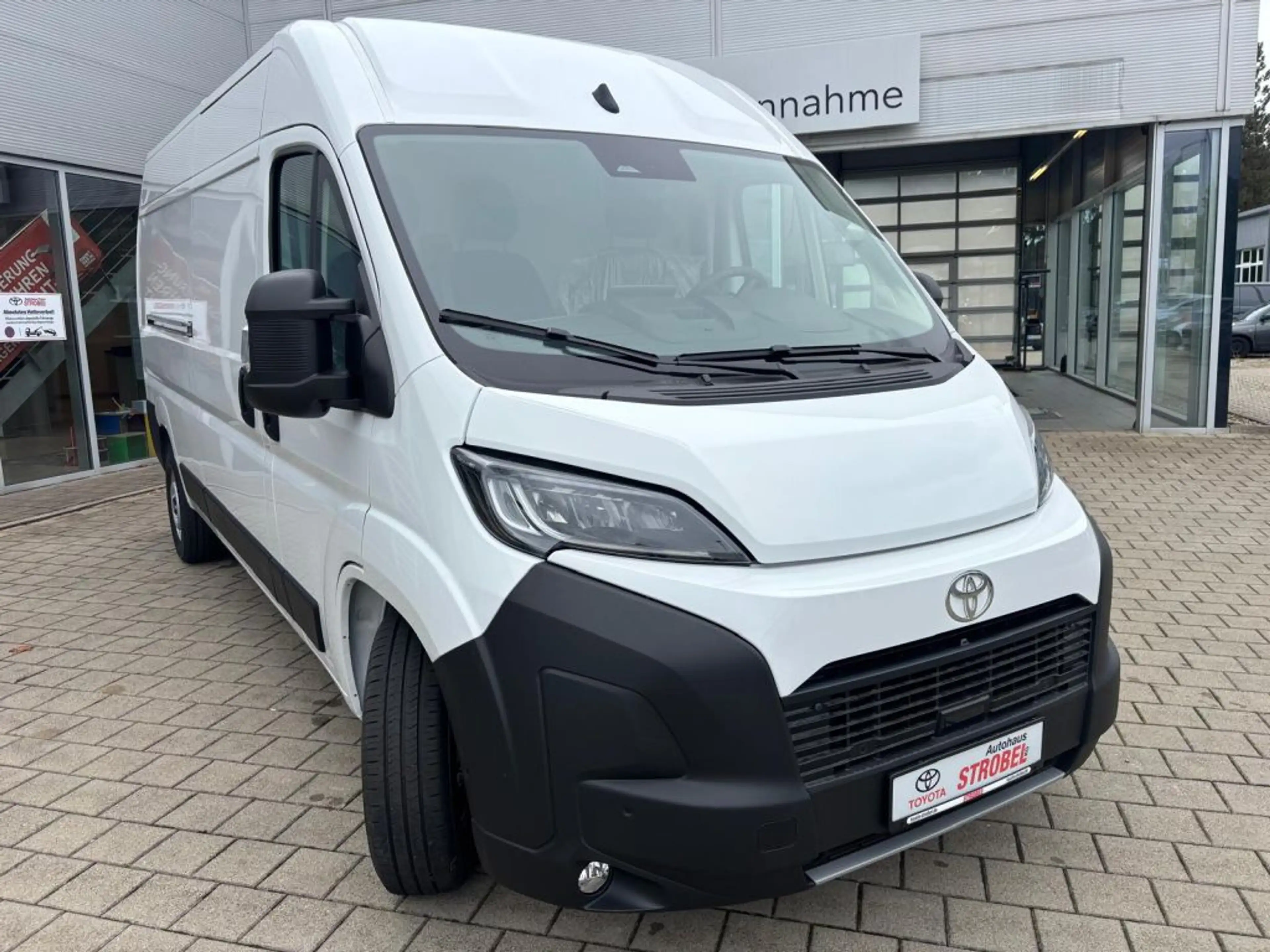 Toyota Proace Max 2.2-l-D 35 L3H2 Meister — photo 3