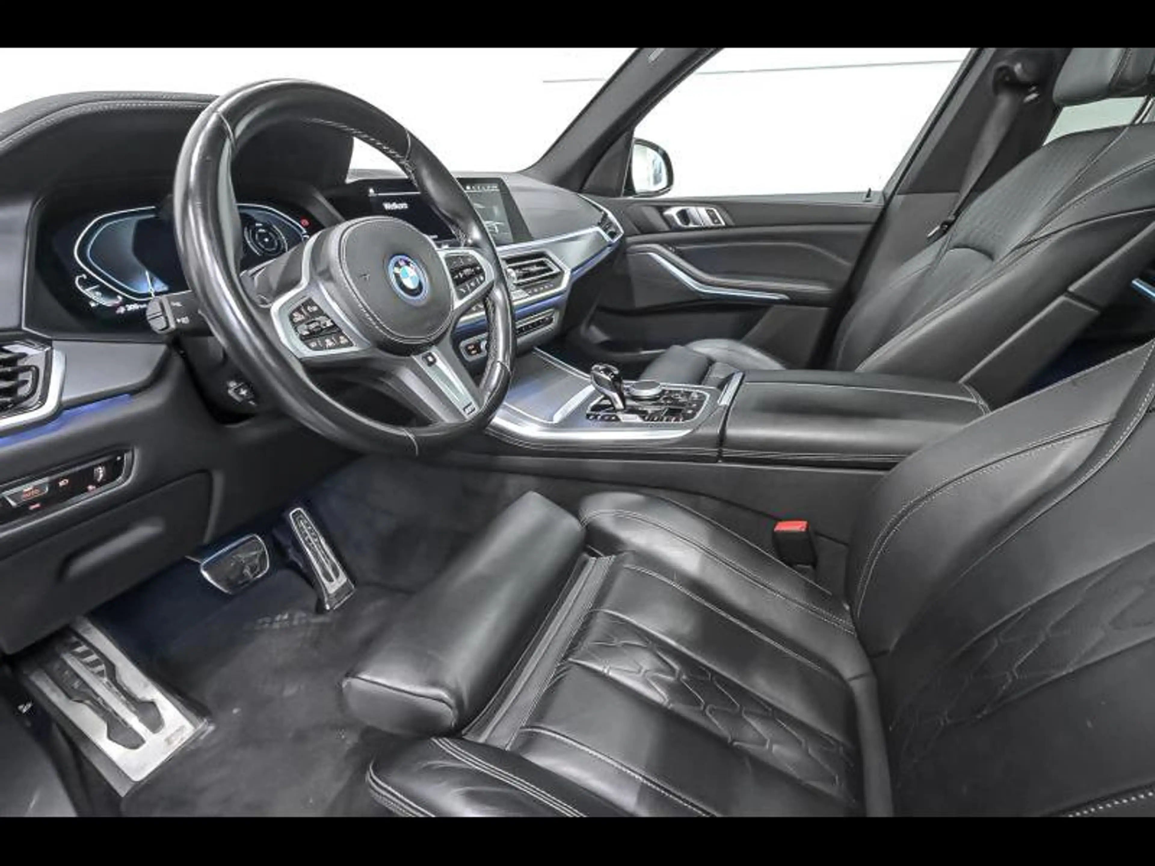 BMW X5 xDrive 45e - M Pack — photo 6