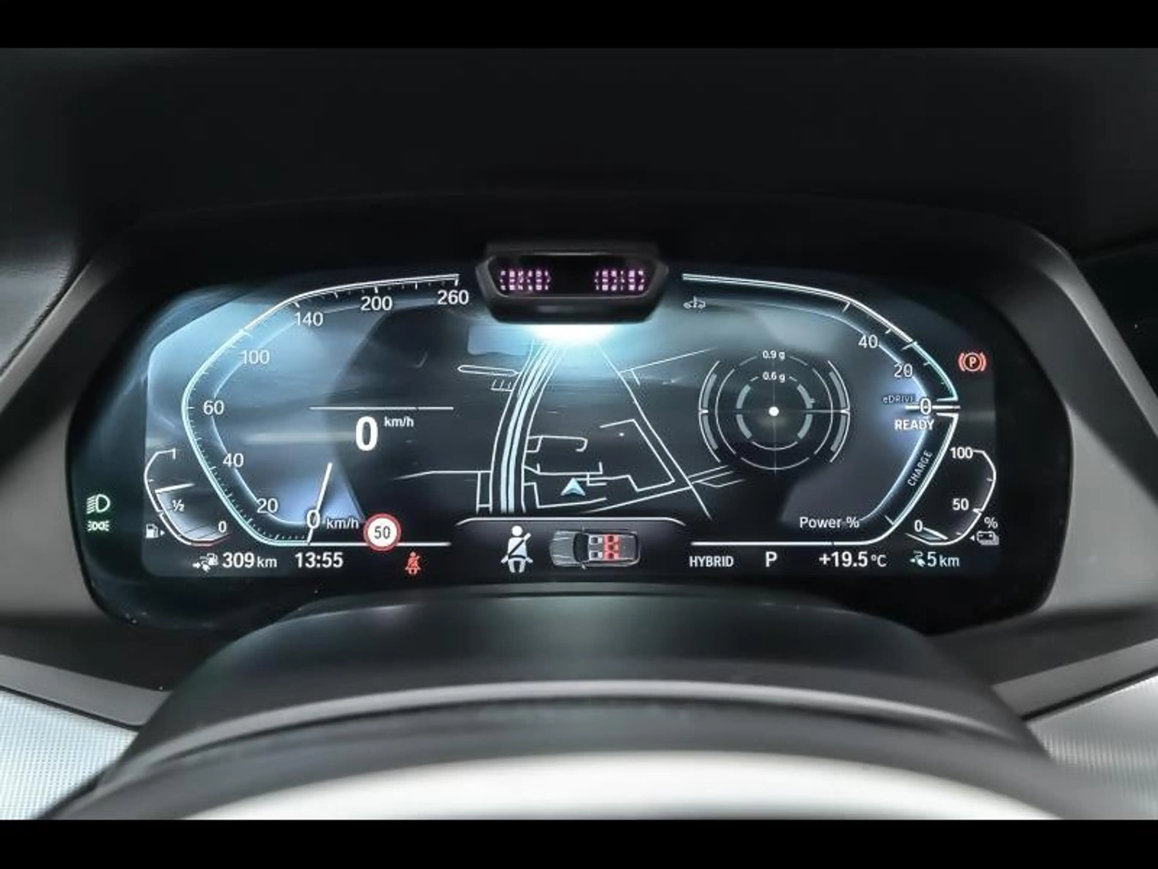 BMW X5 xDrive 45e - M Pack — photo 10