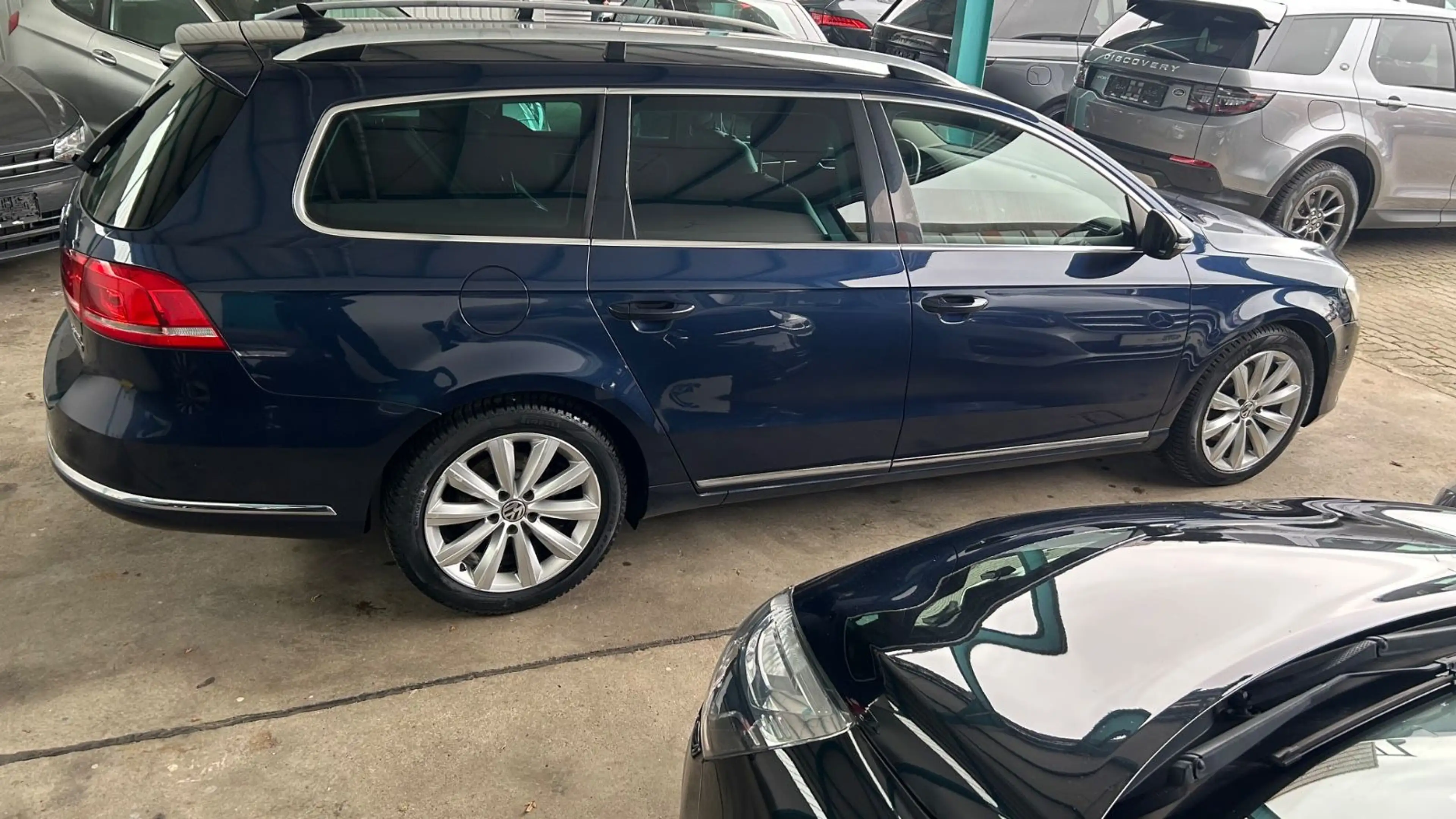 Volkswagen Passat Variant Highline BlueMotion/BMT — photo 7