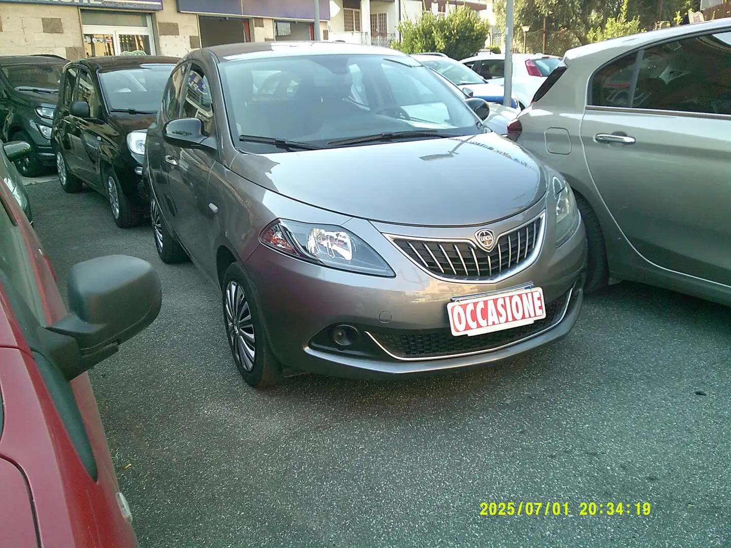 Lancia Ypsilon Ypsilon III 2021 1.0 firefly hybrid Silver s Grigio - 2