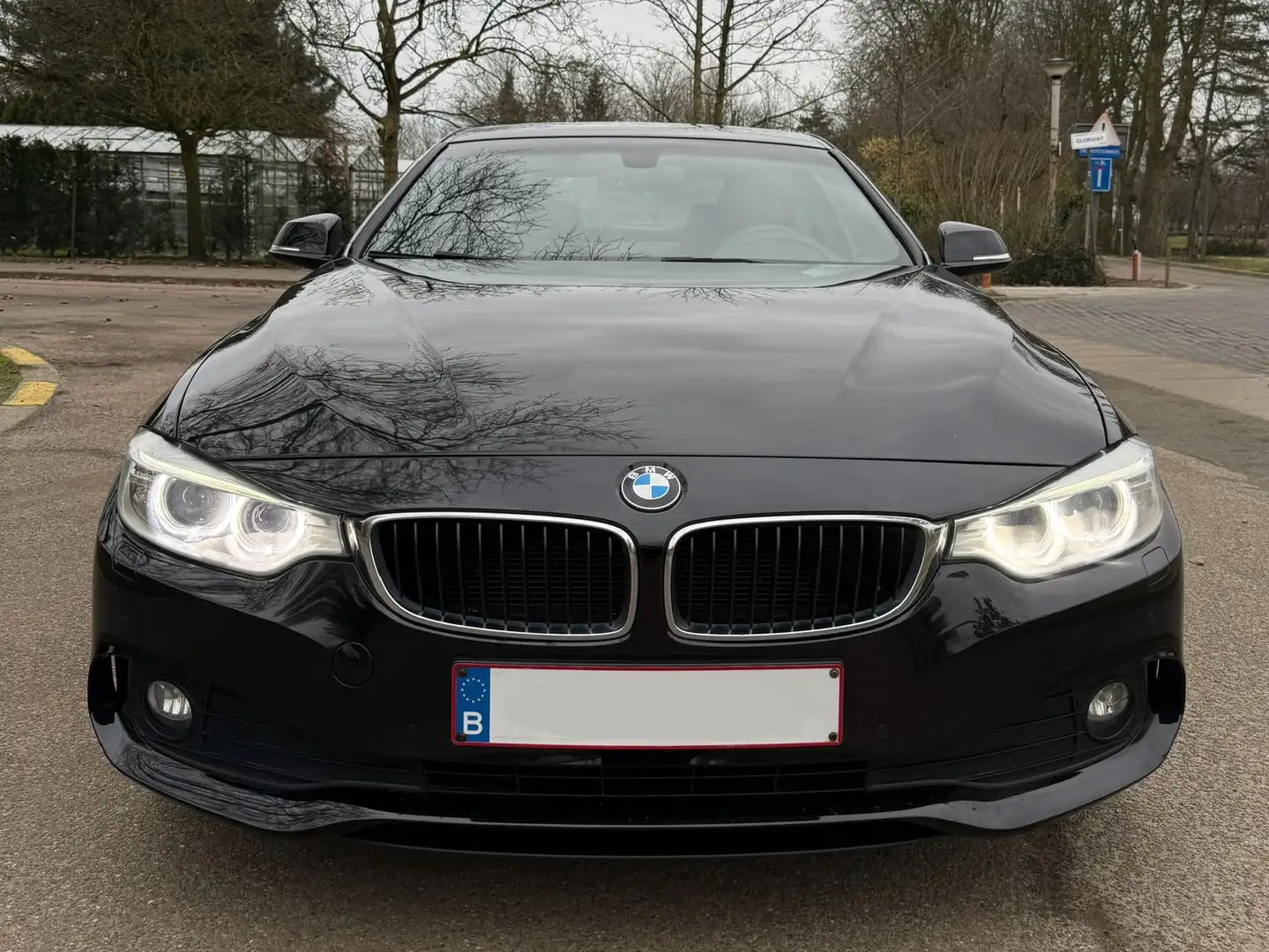 BMW 420 420d Coupe Aut. Sport Line Zwart - 2