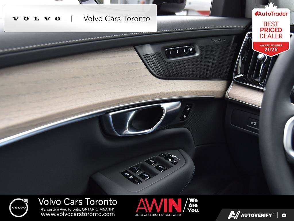 2026 Volvo XC90 T8 AWD PLUS DARK 7-SEAT | VOLVO CARS TORONTO thumb 17