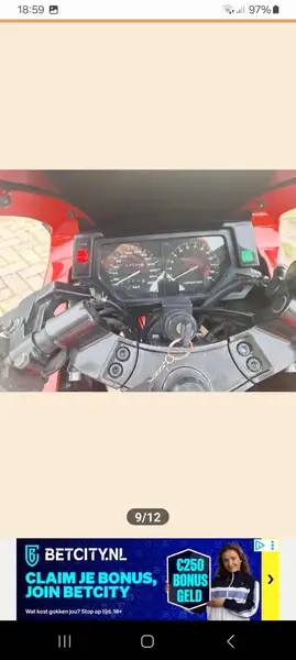 Kawasaki GPX 600 R - foto 5