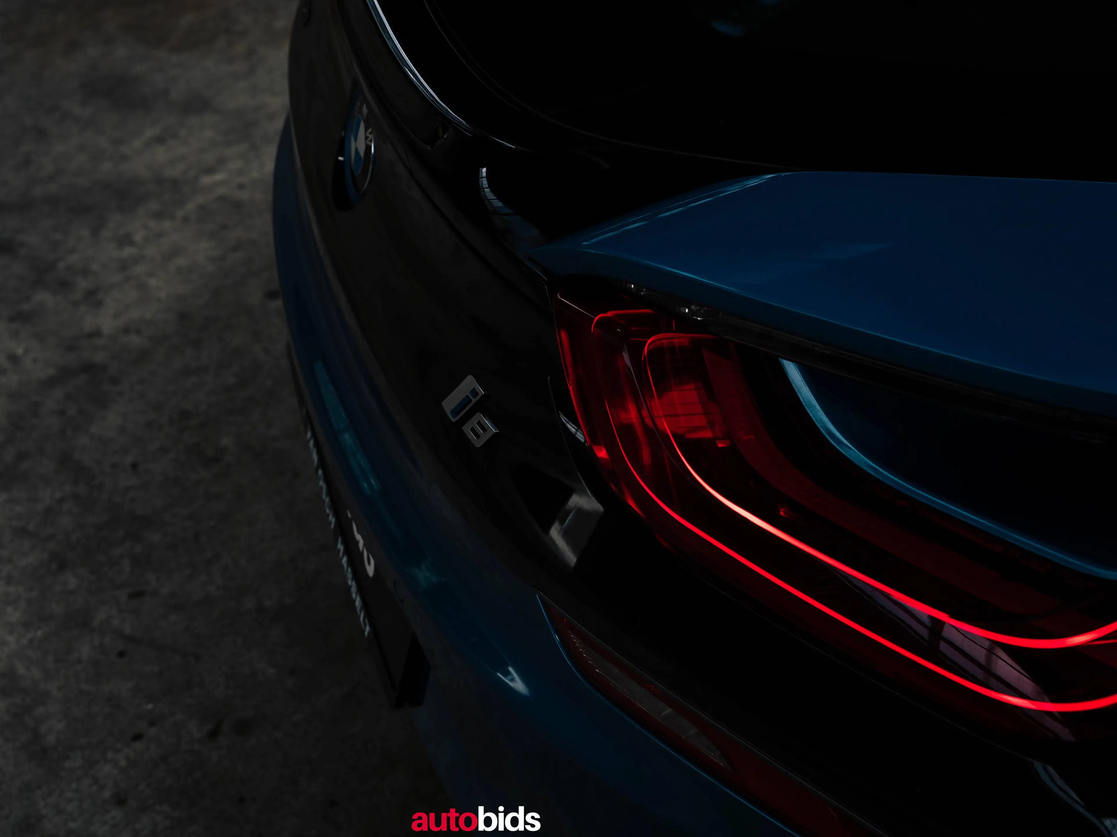 BMW i8 Pure impulse . Laser Lights . 1st owner — photo 15
