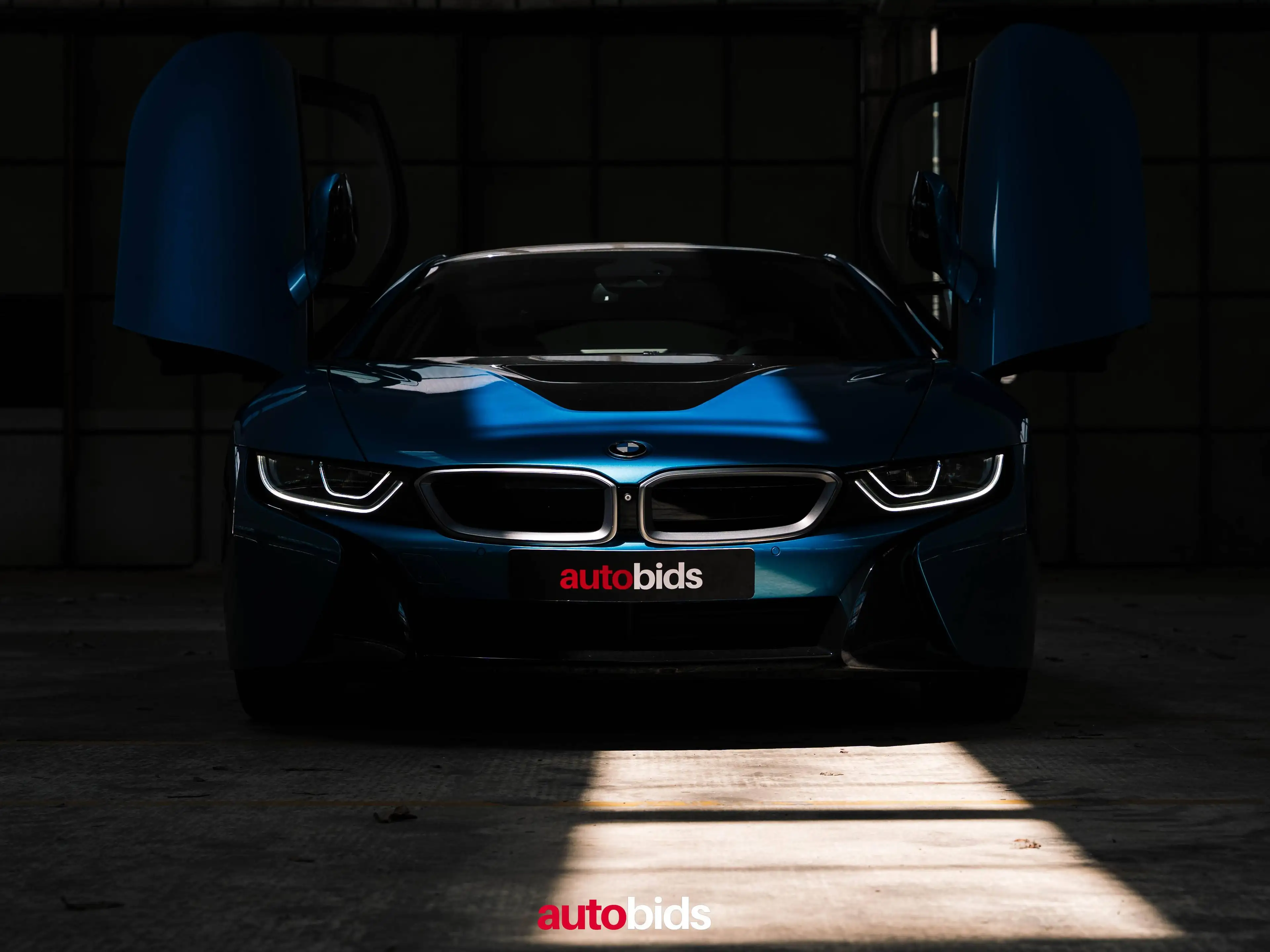 BMW i8 Pure impulse . Laser Lights . 1st owner — photo 8