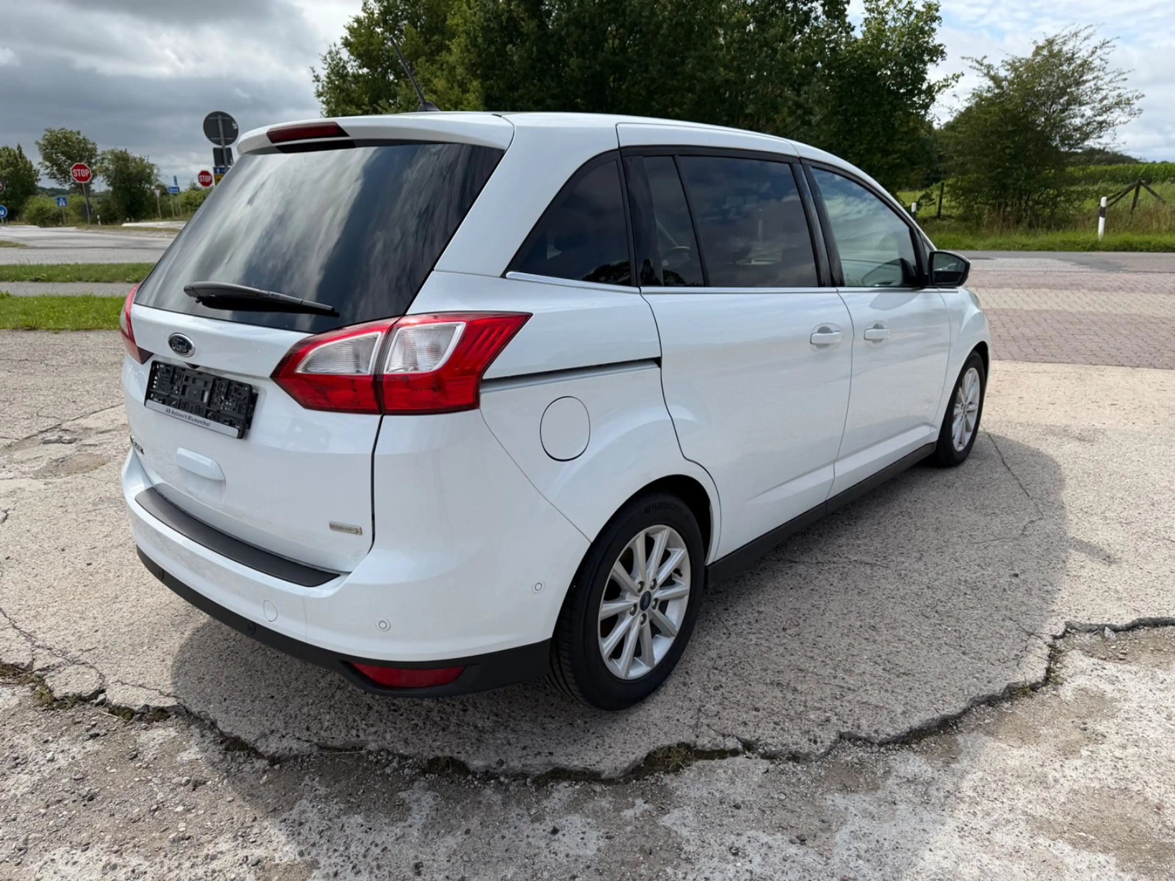 Ford Grand C-Max Grand C-MAX Titanium — photo 5