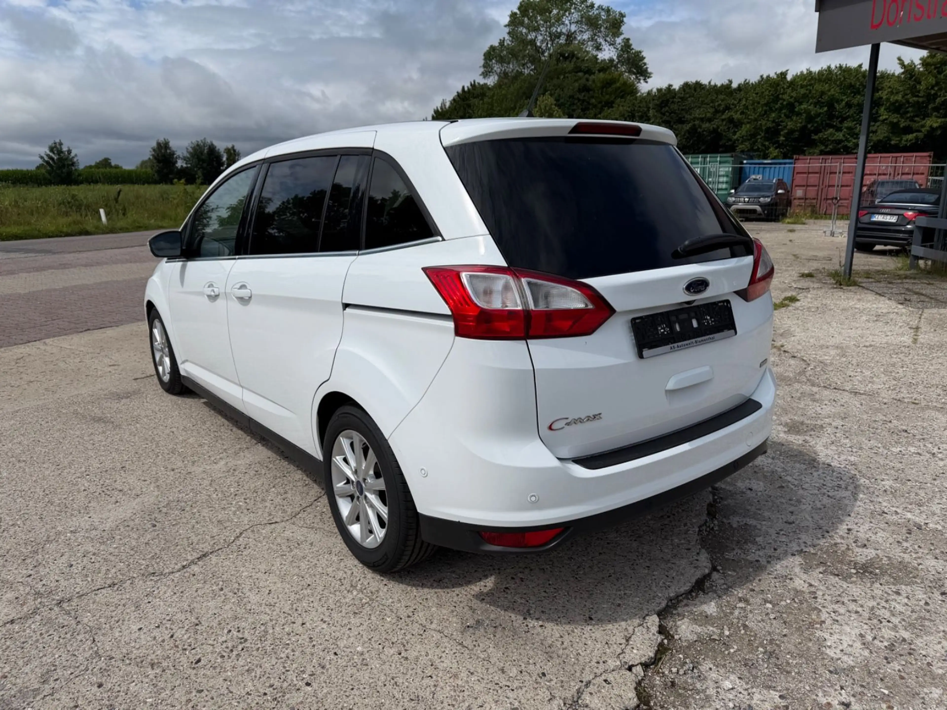 Ford Grand C-Max Grand C-MAX Titanium — photo 7
