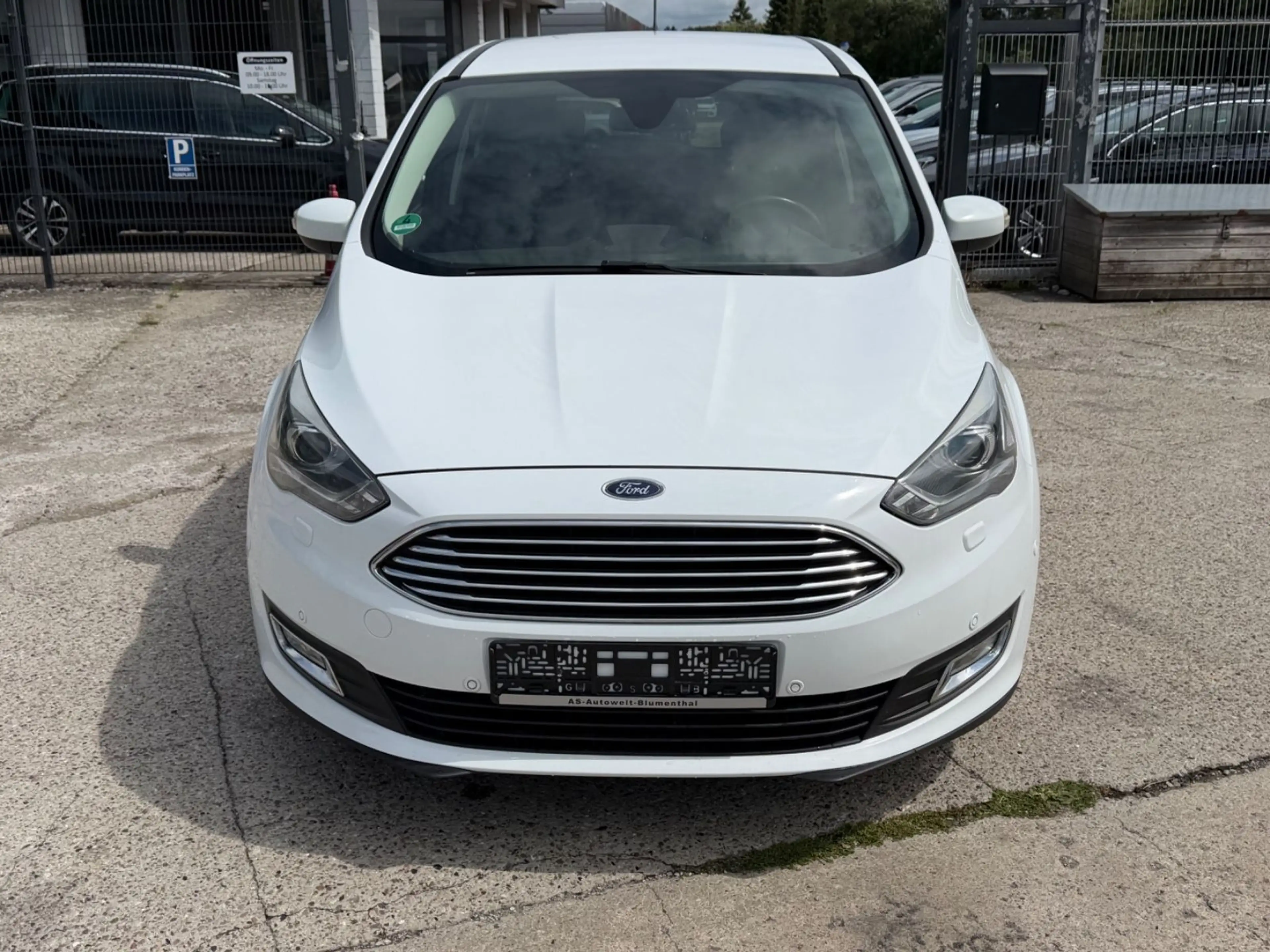 Ford Grand C-Max Grand C-MAX Titanium — photo 2