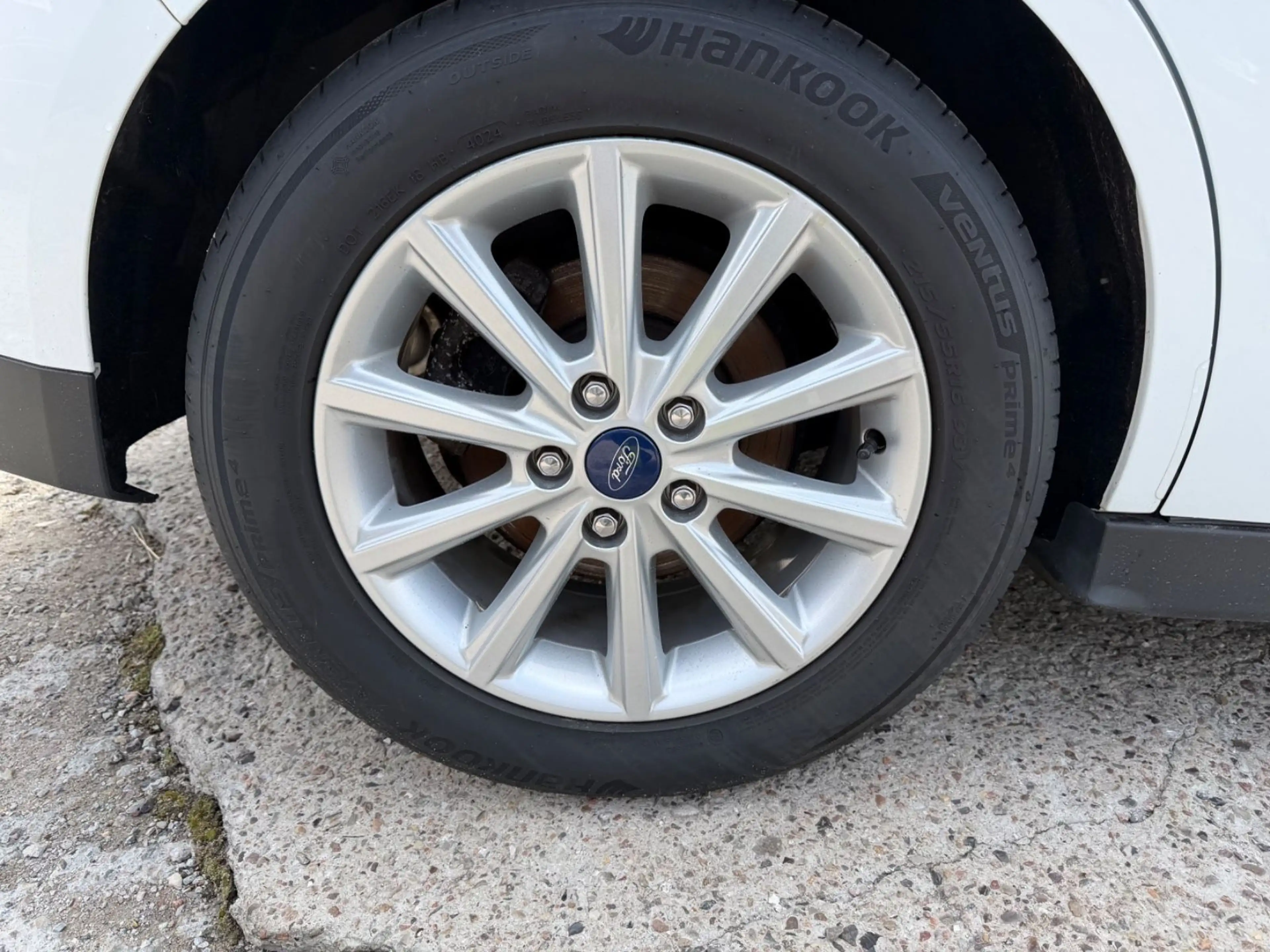 Ford Grand C-Max Grand C-MAX Titanium — photo 15