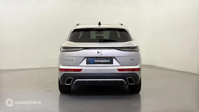 DS Automobiles DS 7 view 6