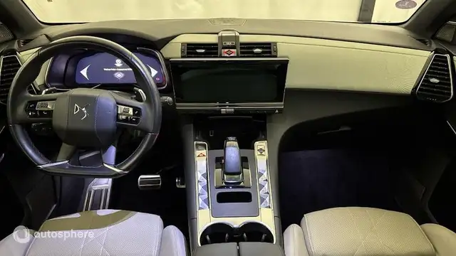 DS Automobiles DS 7 view 11