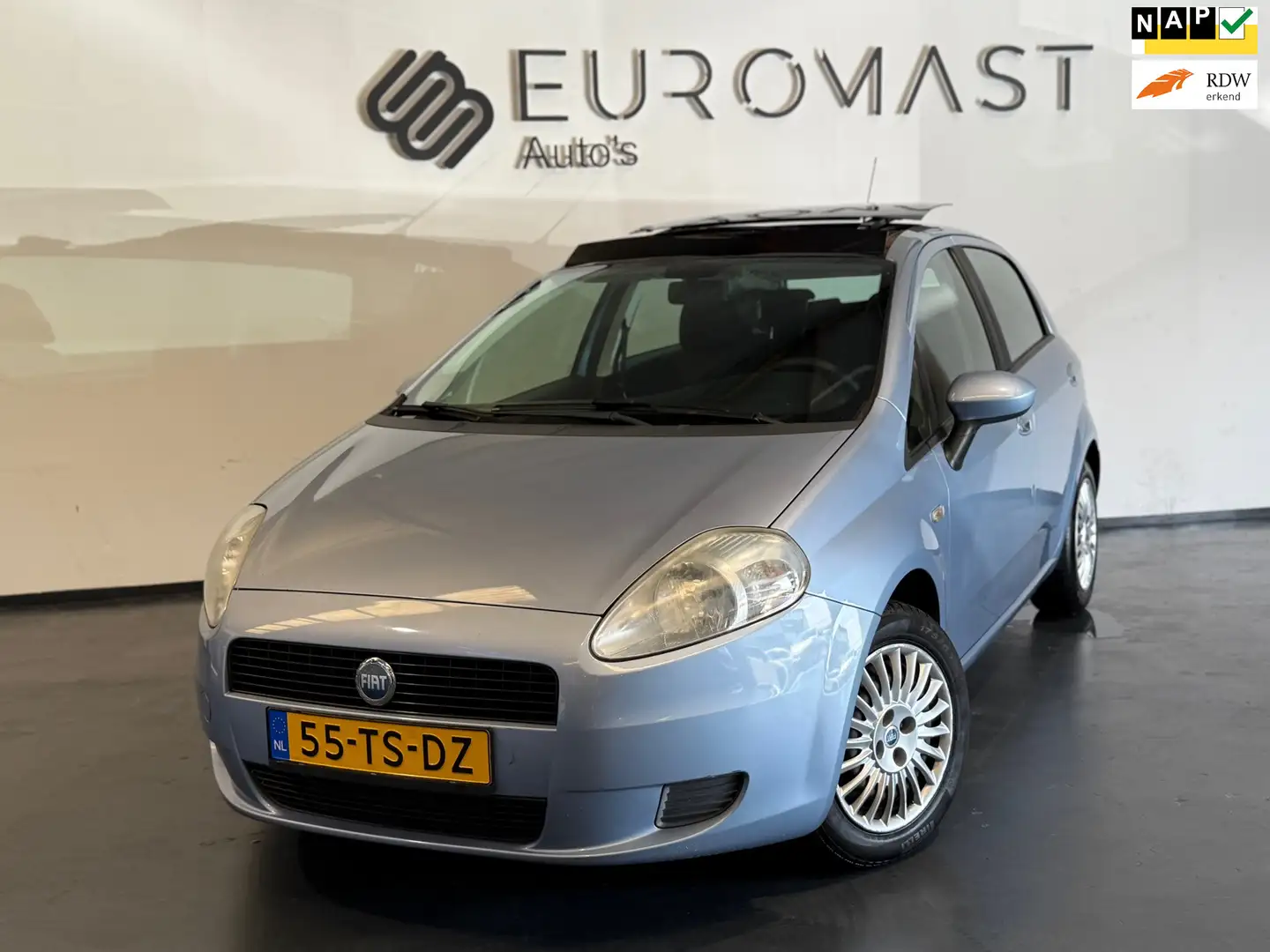 Fiat Grande Punto 1.2 Dynamic Carplay Airco Schuifdak 5d Nieuwe Apk Bleu - 1
