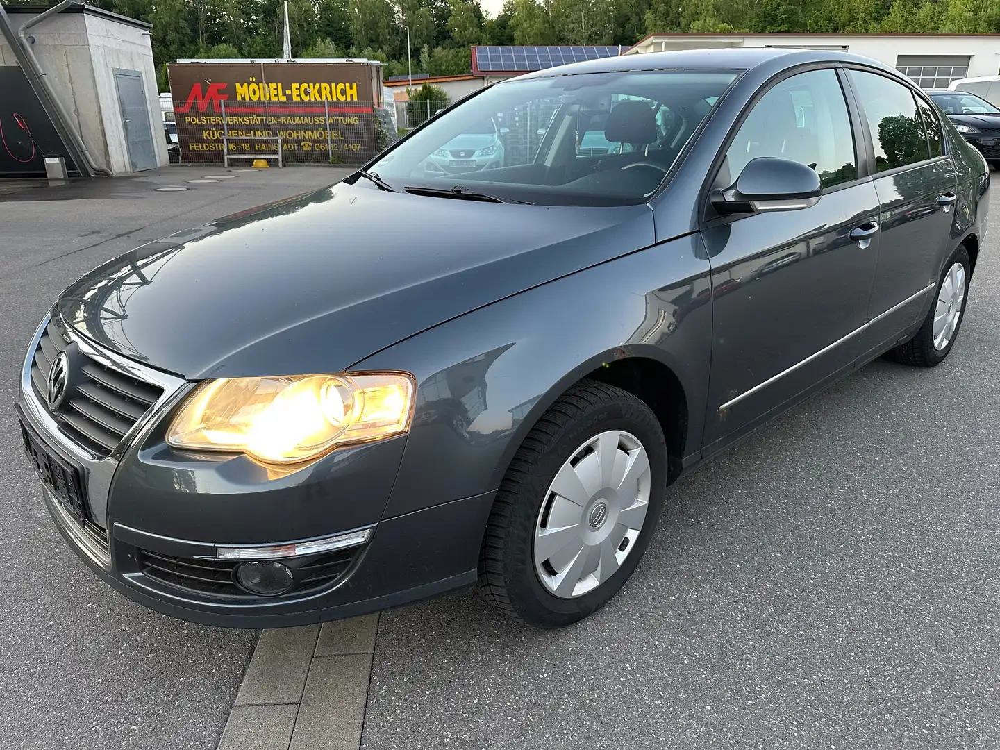 Volkswagen Passat Sportline Gris - 1