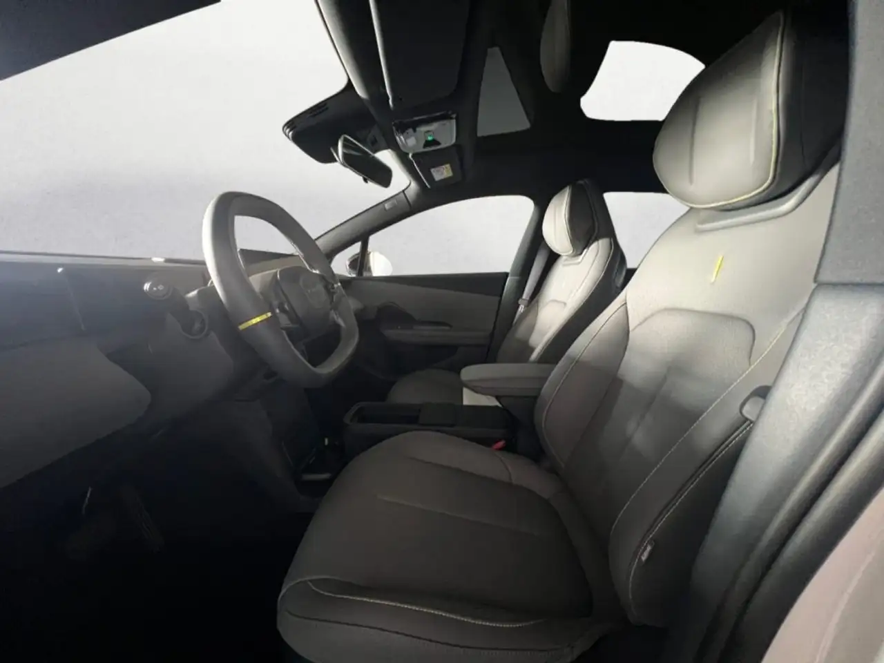 Lynk & Co 02