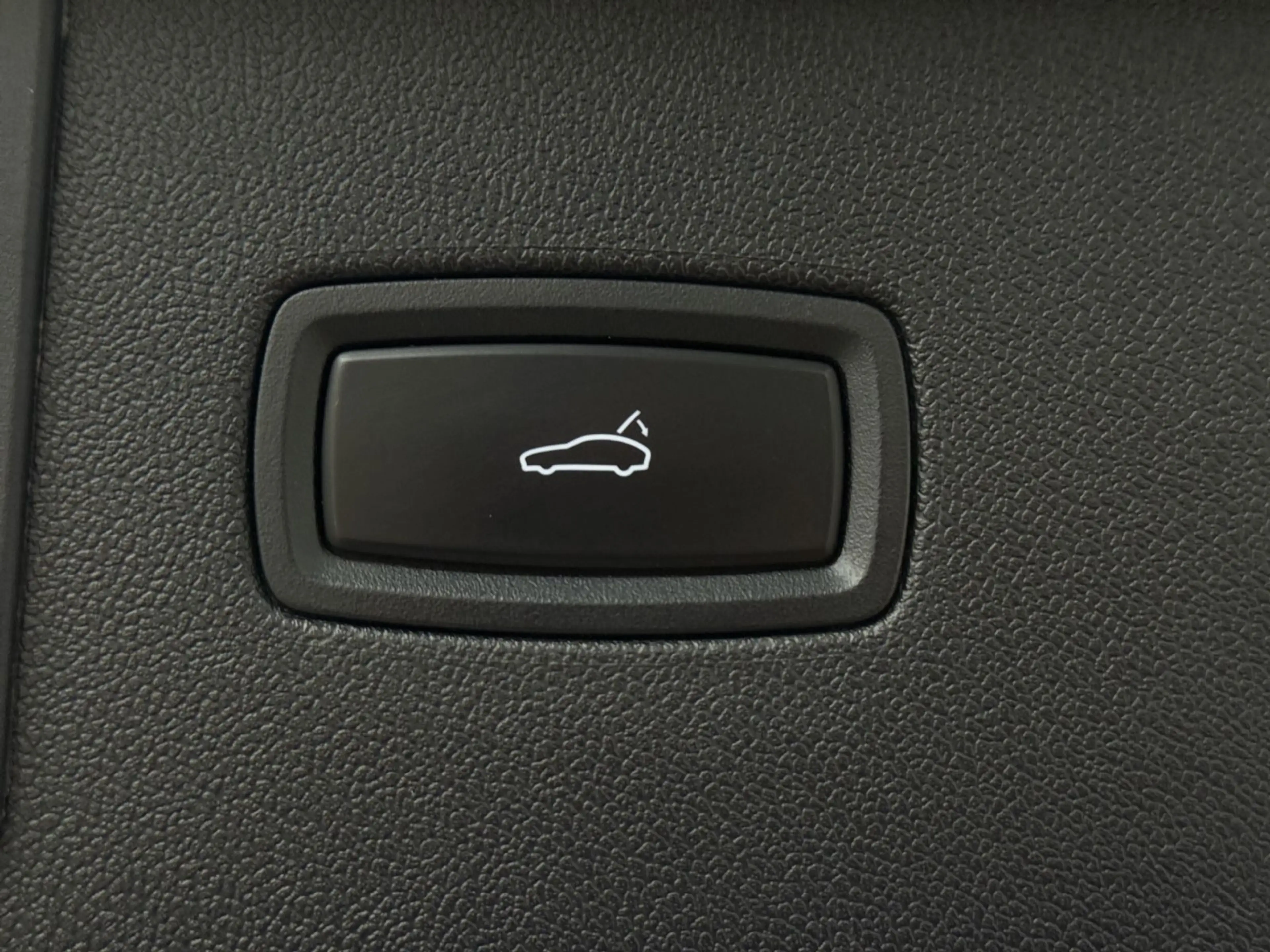 Porsche Cayenne E-Hybrid*PANO*AHK*APPLE*LED*CHRONO*LUFT — photo 8