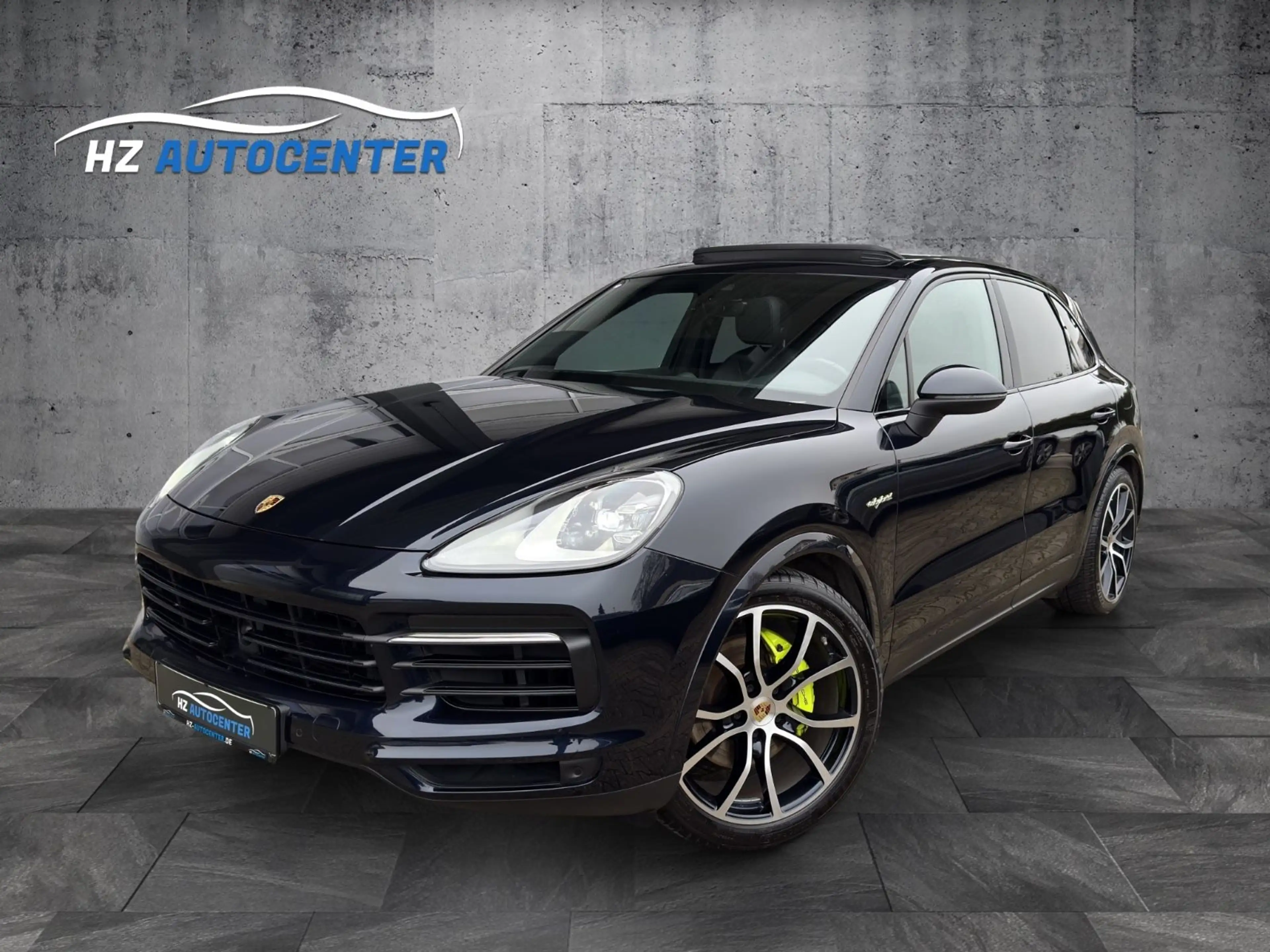 Porsche Cayenne E-Hybrid*PANO*AHK*APPLE*LED*CHRONO*LUFT — photo 3