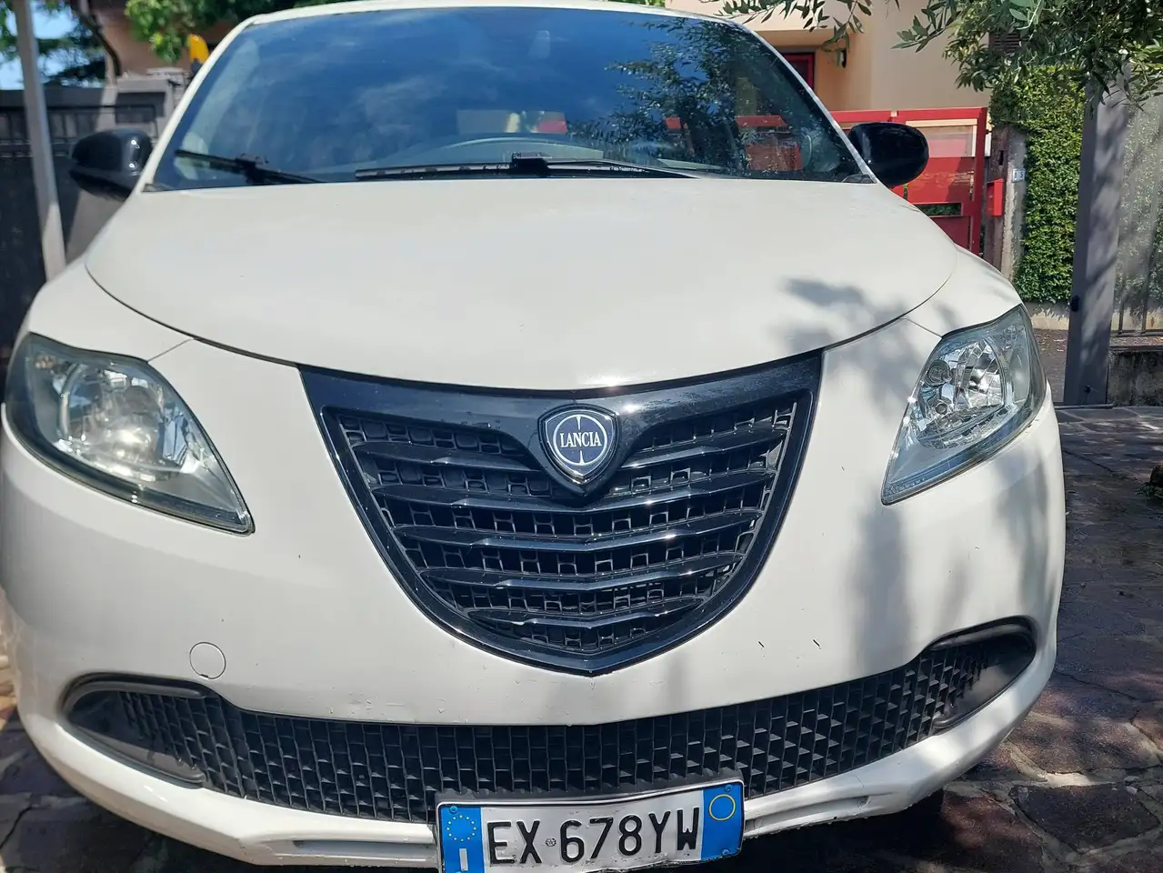 Lancia Ypsilon