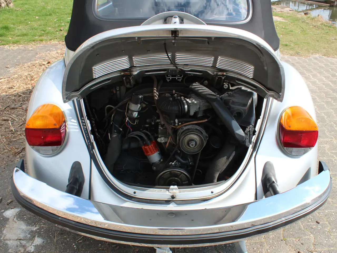 Volkswagen Käfer 1303 Cabrio ungeschweisst 29 Jahre eine Hd, foto 5