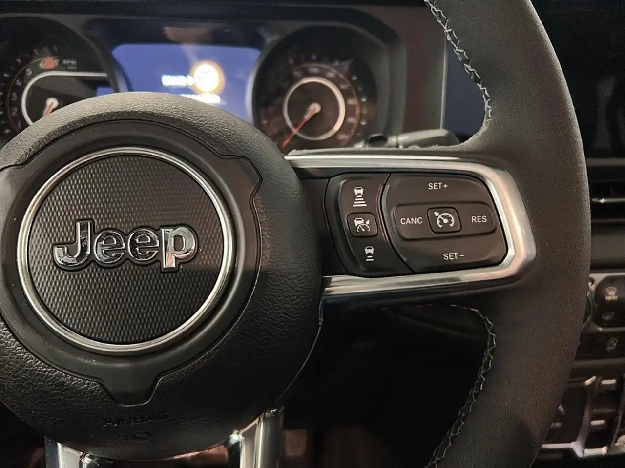Jeep Wrangler снимка Jeep Wrangler