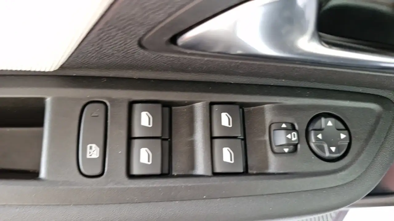 Citroen C4 Berline — photo 25