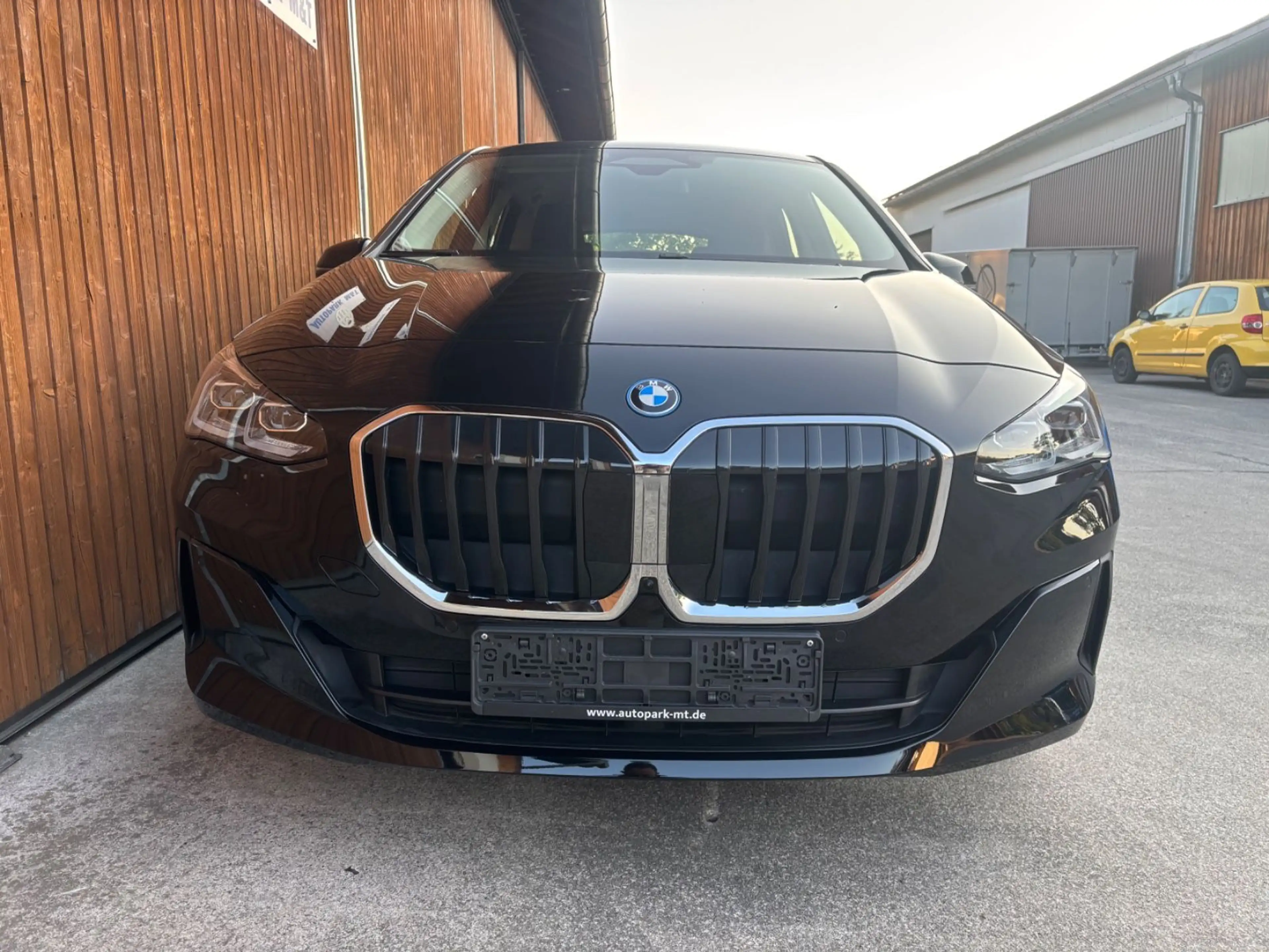 BMW 225 225xe ActiveT. HUD DrivingAssist Innovationp Kom — photo 2