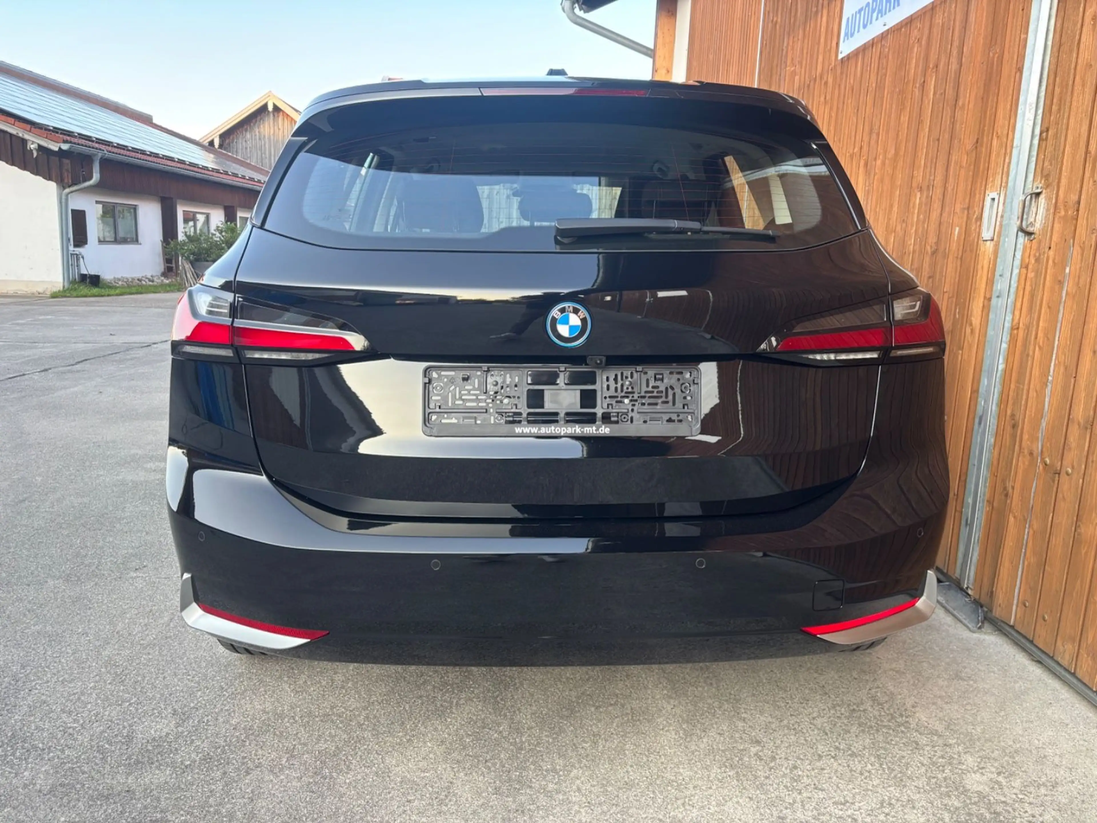 BMW 225 225xe ActiveT. HUD DrivingAssist Innovationp Kom — photo 5
