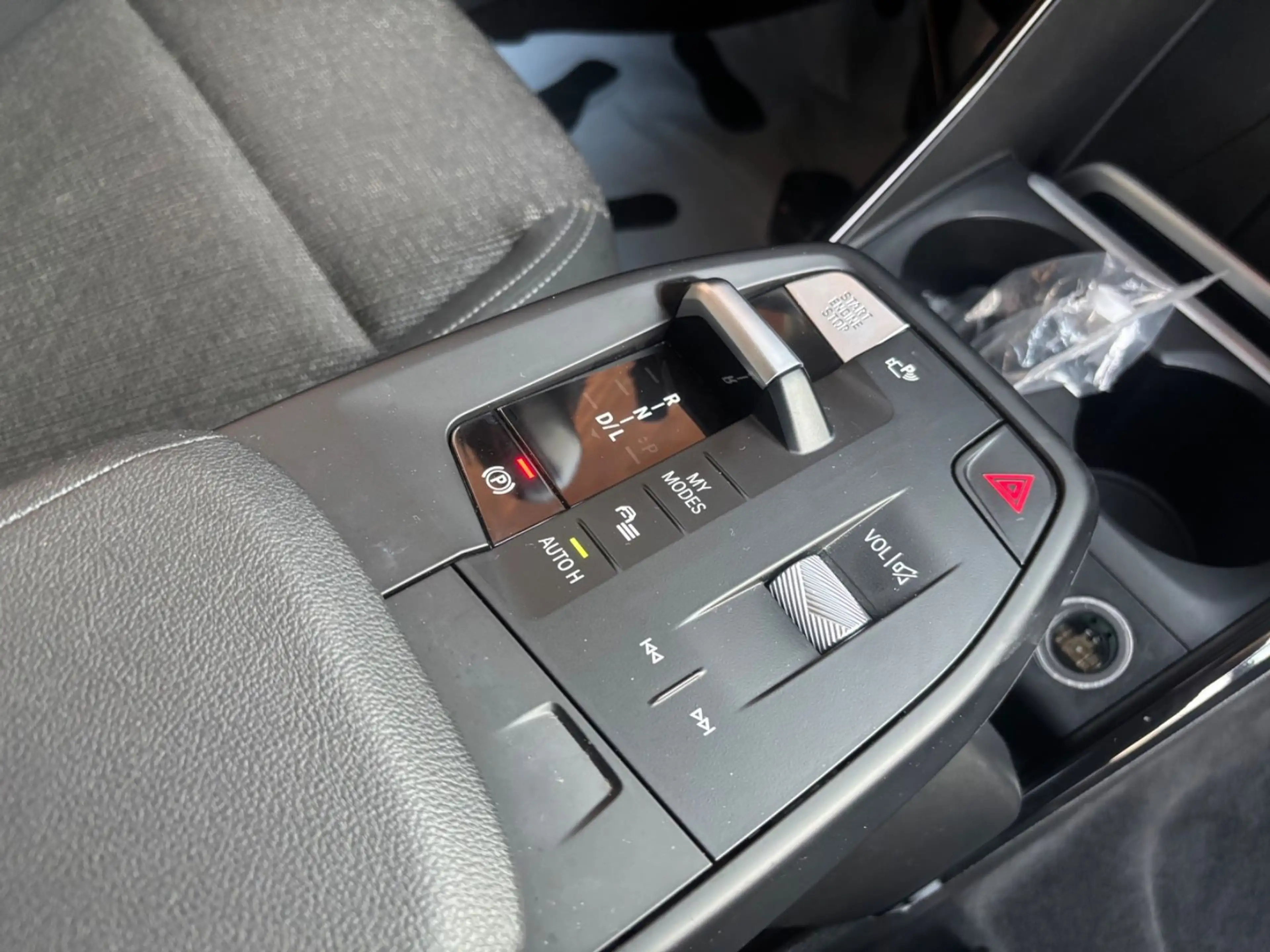 BMW 225 225xe ActiveT. HUD DrivingAssist Innovationp Kom — photo 13