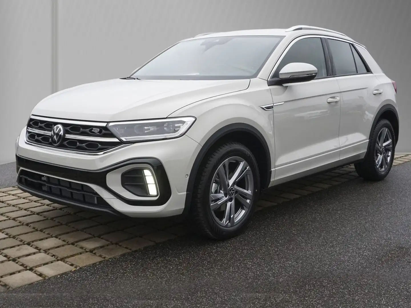 Volkswagen T-Roc 1,5 TSi DSG R-Line Grau - 2