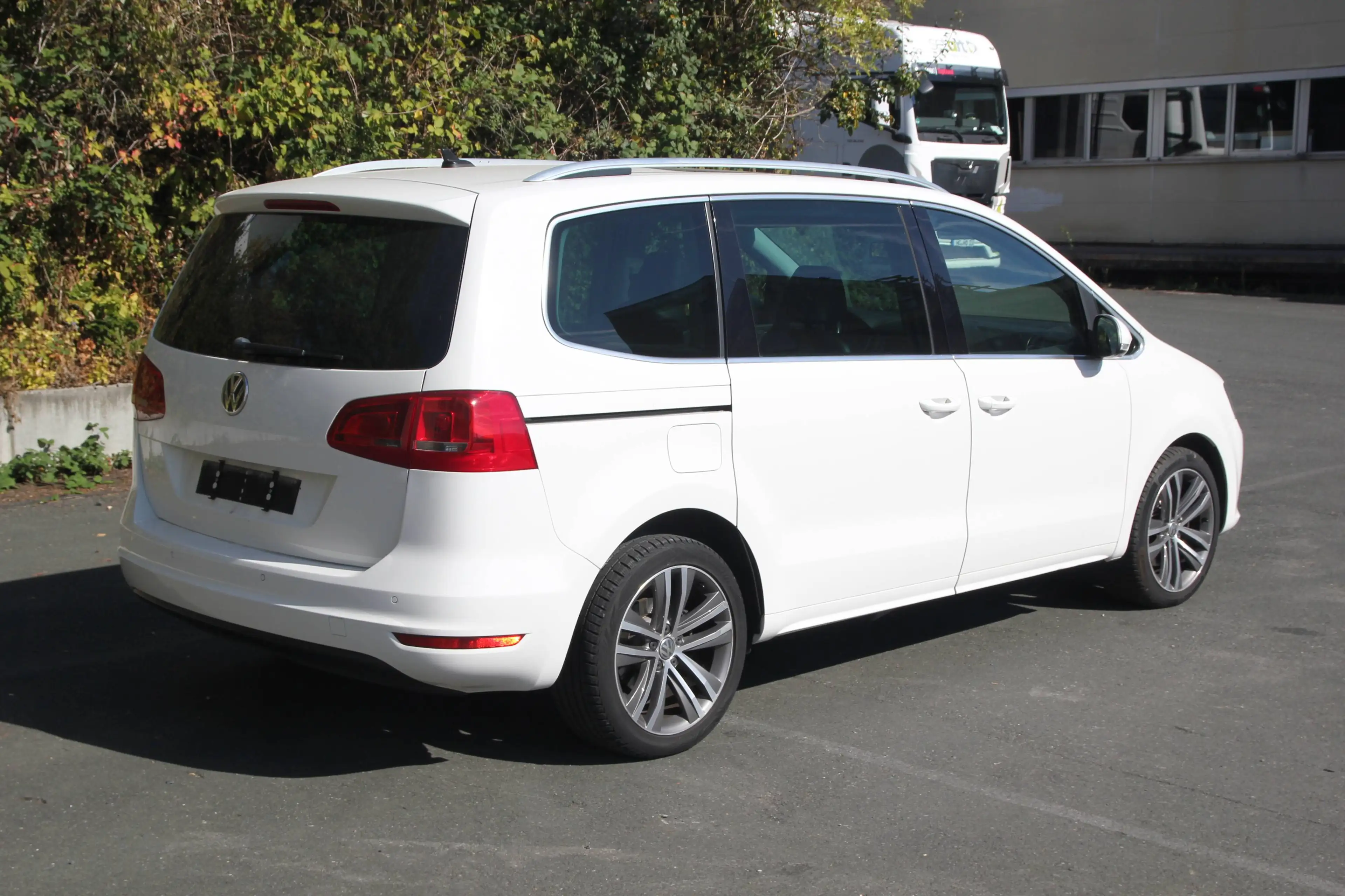 Volkswagen Sharan Highline, DSG, Leder, Pano, 6 Si., und und und — photo 24