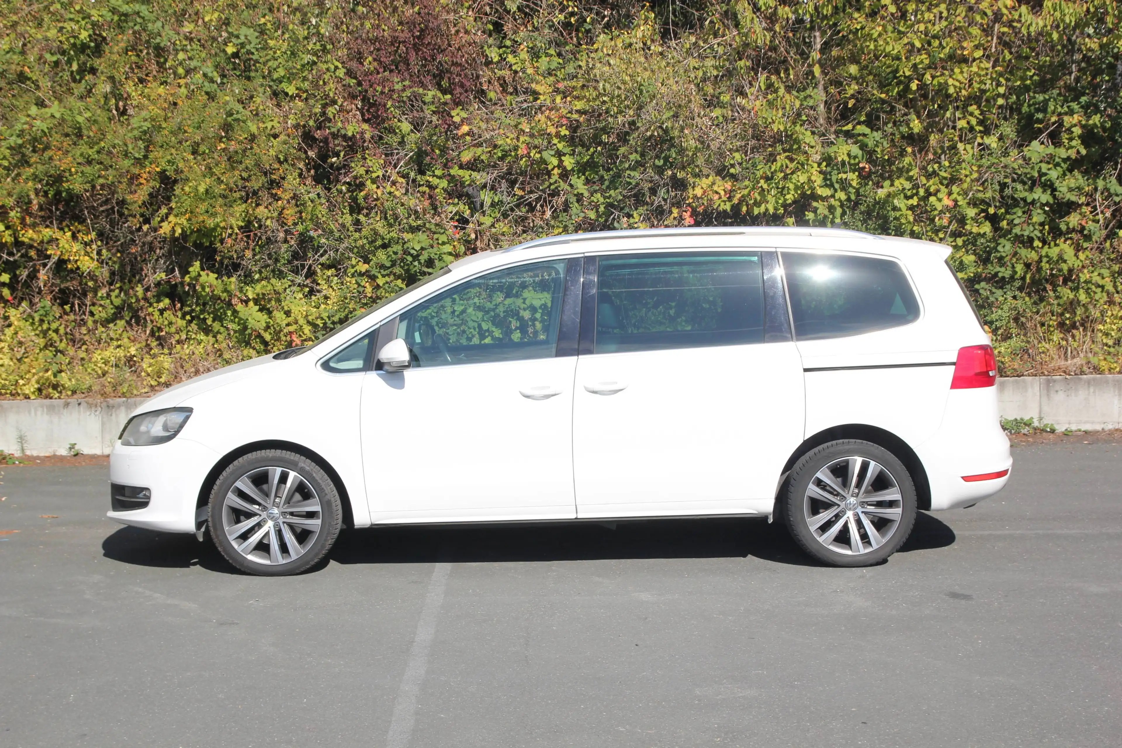 Volkswagen Sharan Highline, DSG, Leder, Pano, 6 Si., und und und — photo 13