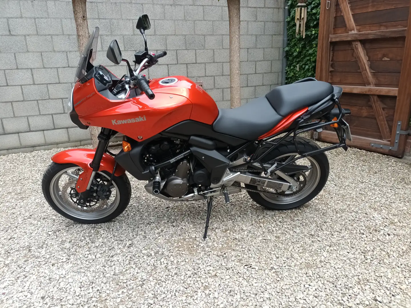 Kawasaki Versys 650 Orange - 1