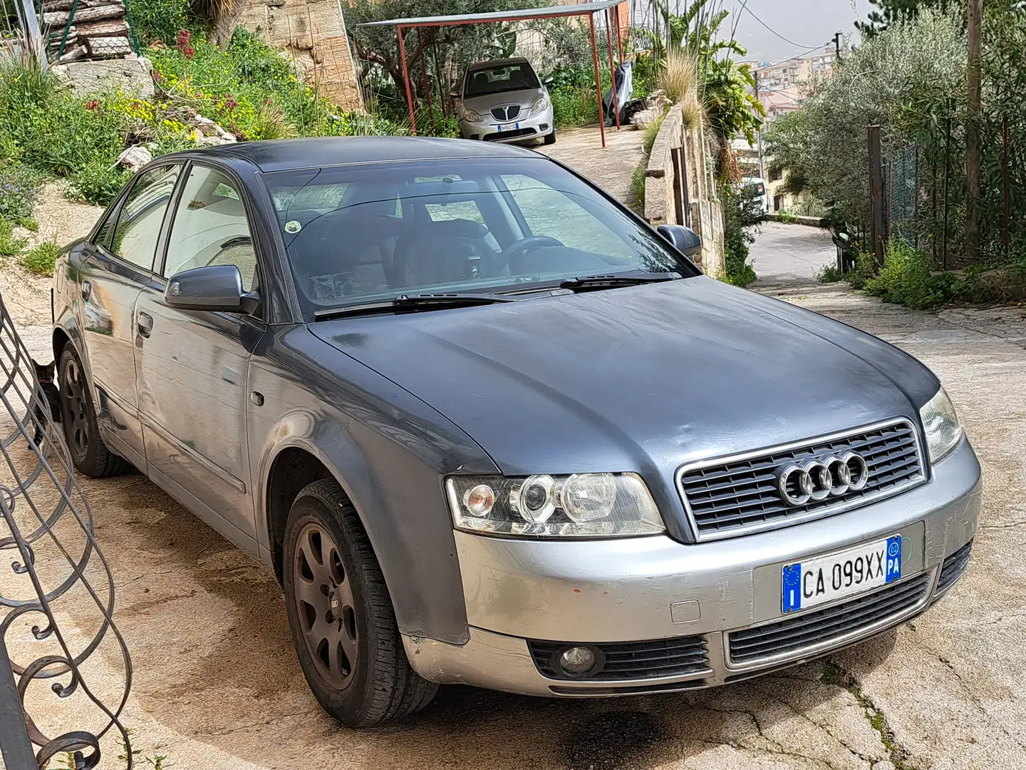 Audi A4 A4 II 2001 Berlina1.9 tdi 130cv 6m Grigio - 2