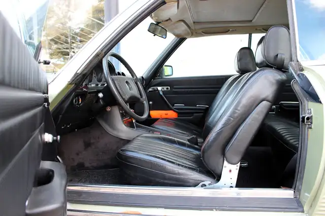 Mercedes-Benz SLC view 11