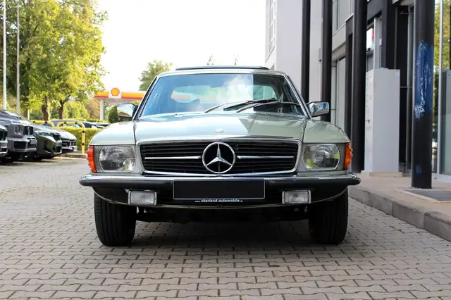 Mercedes-Benz SLC view 2