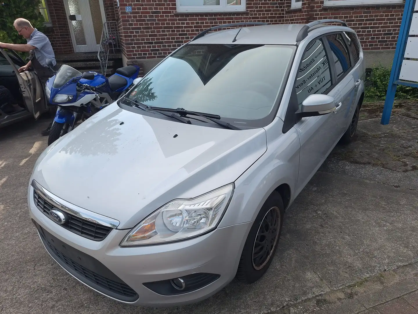 Ford Focus Viva Silber - 1