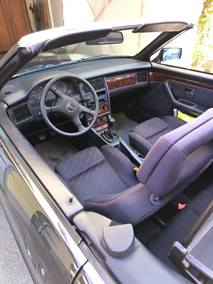 Audi Cabriolet 2.0, foto 5