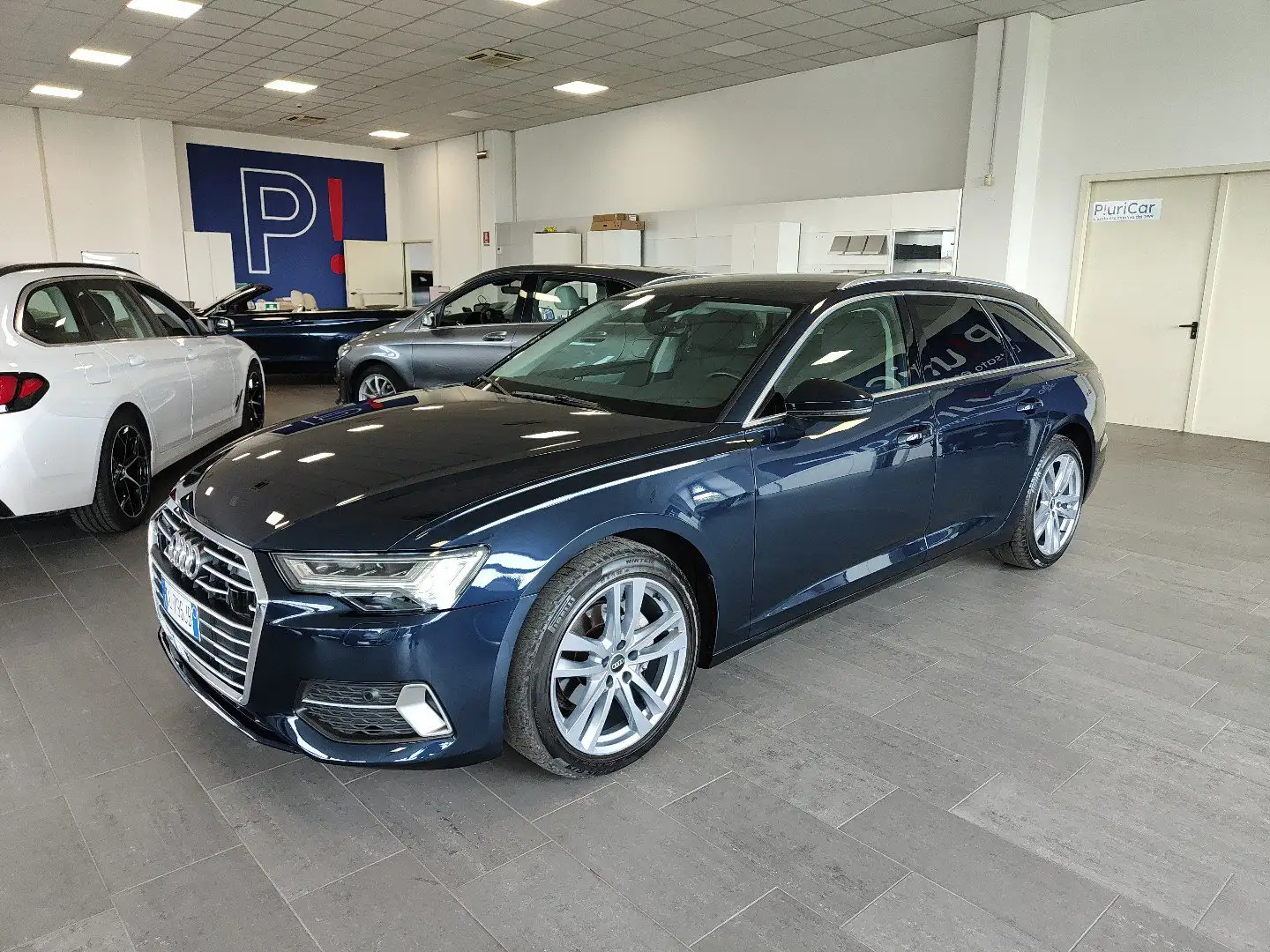 Audi A6 Avant 40 TDI quattro S tronic Bus.Sport Navi 19” Blauw - 1