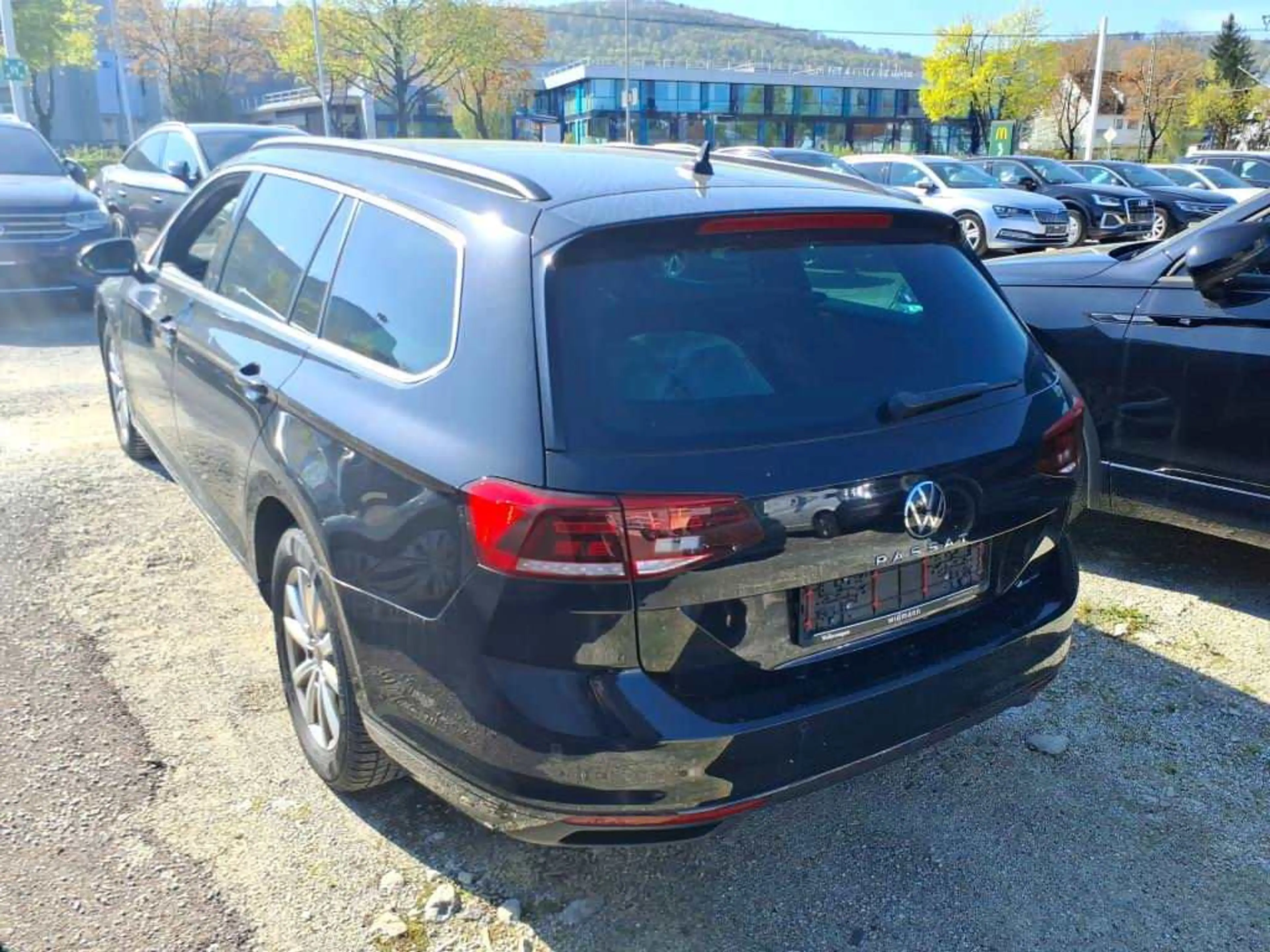 Volkswagen Passat Variant Passat 2.0 TDI VIRTUAL/4MOTION/PANO/360/ AHK/ACC — photo 2