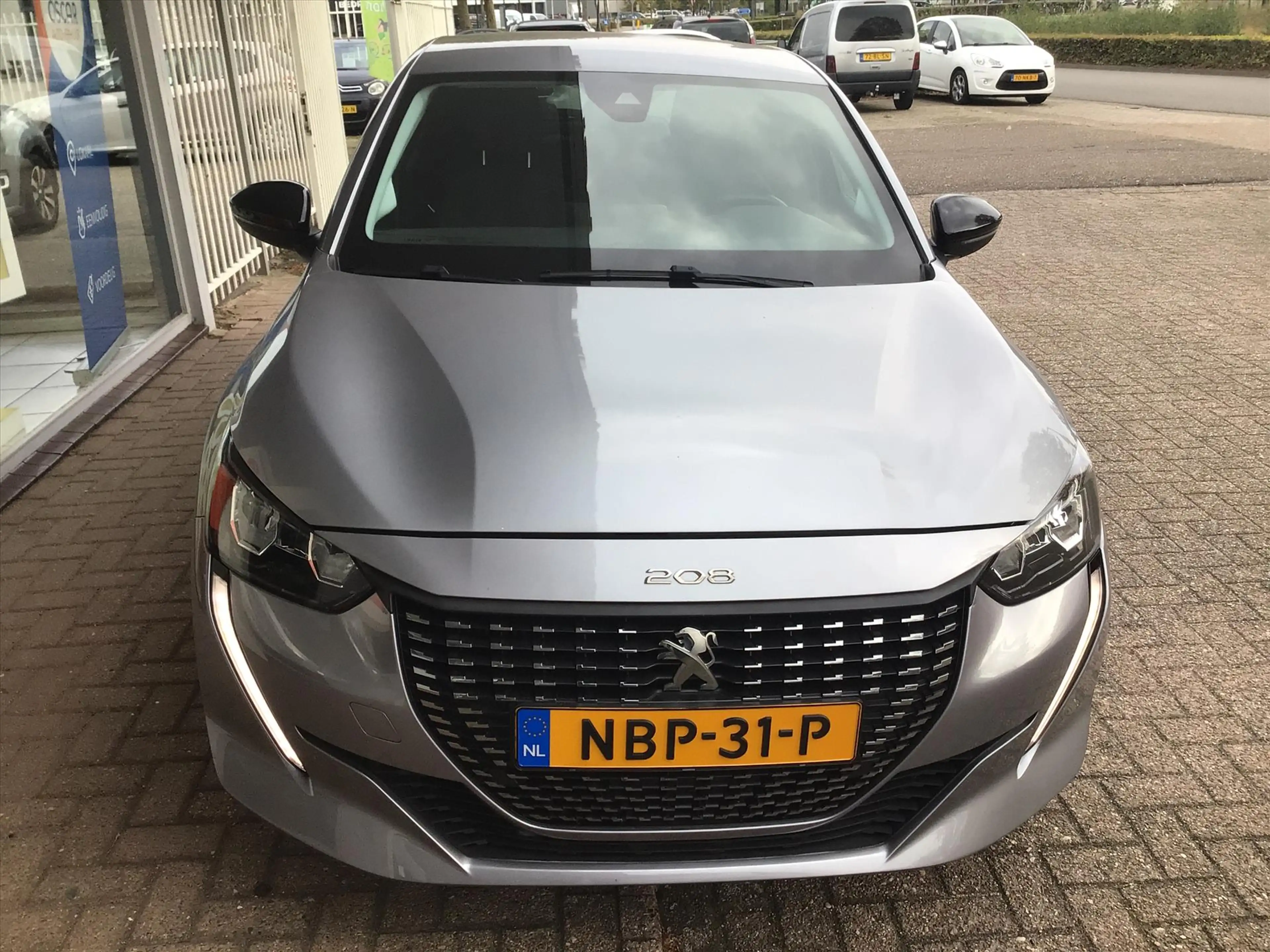 Peugeot 208 1.2 PureTech 100pk Allure — photo 5