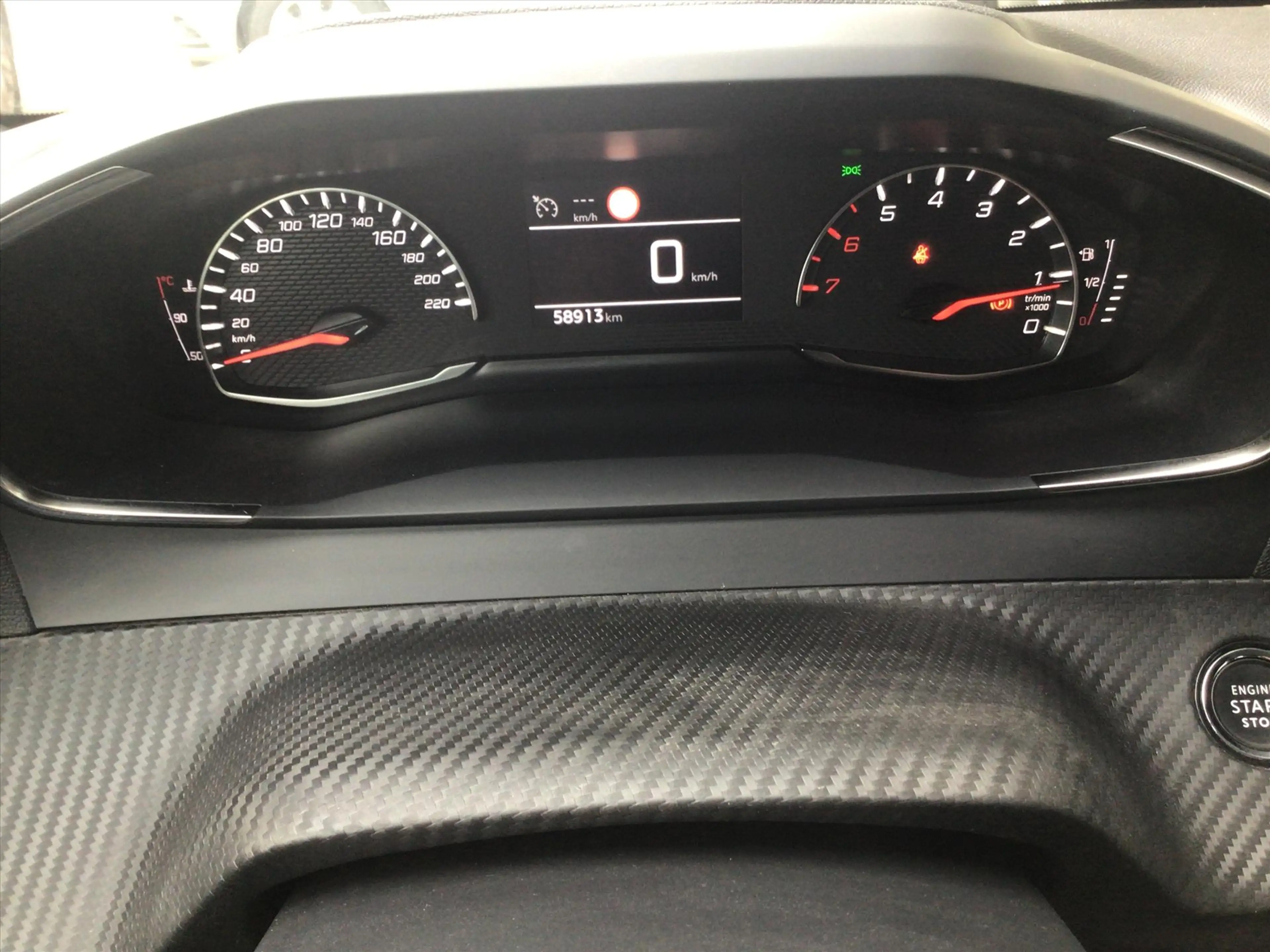 Peugeot 208 1.2 PureTech 100pk Allure — photo 9