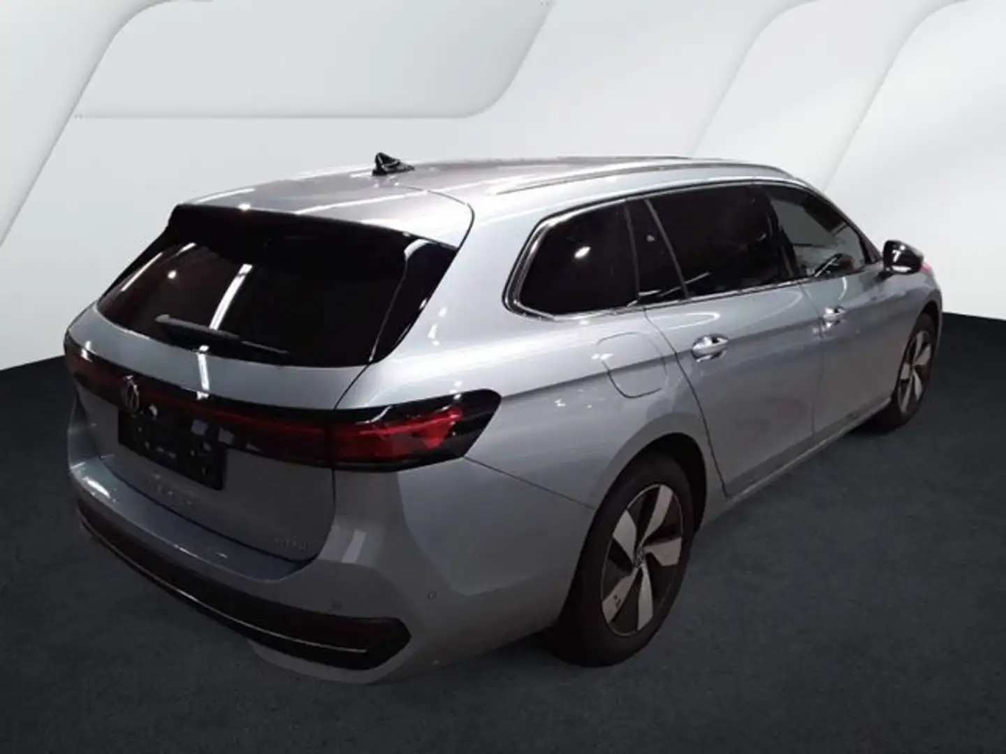 Volkswagen Passat Variant 1.5 eTSI DSG BUSINESS AHK KAMERA Silber - 2