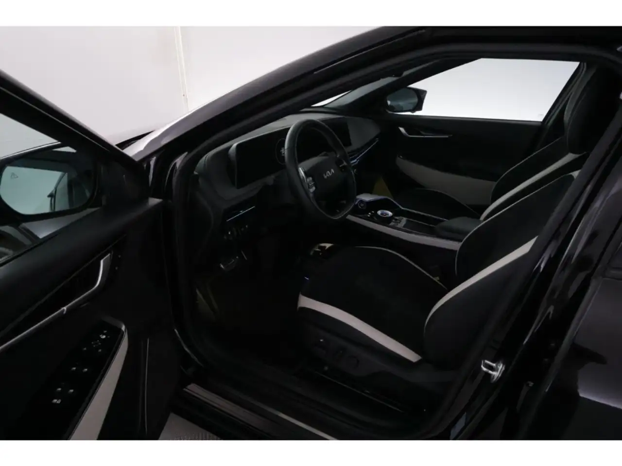 Kia EV6 4WD Aut.GT Line*77,4kWh*LED+NAVI+PANO+TEMPO, миниатюра 16