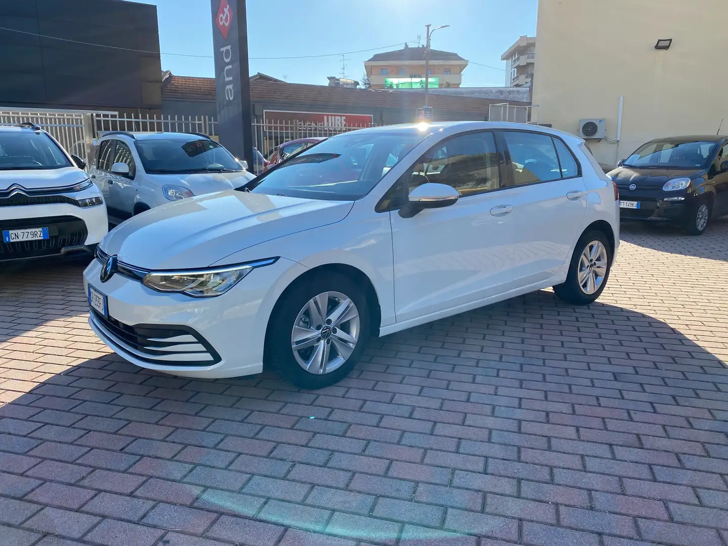 Volkswagen Golf Golf VIII 2020 1.0 tsi evo Life 110cv Bianco - 2