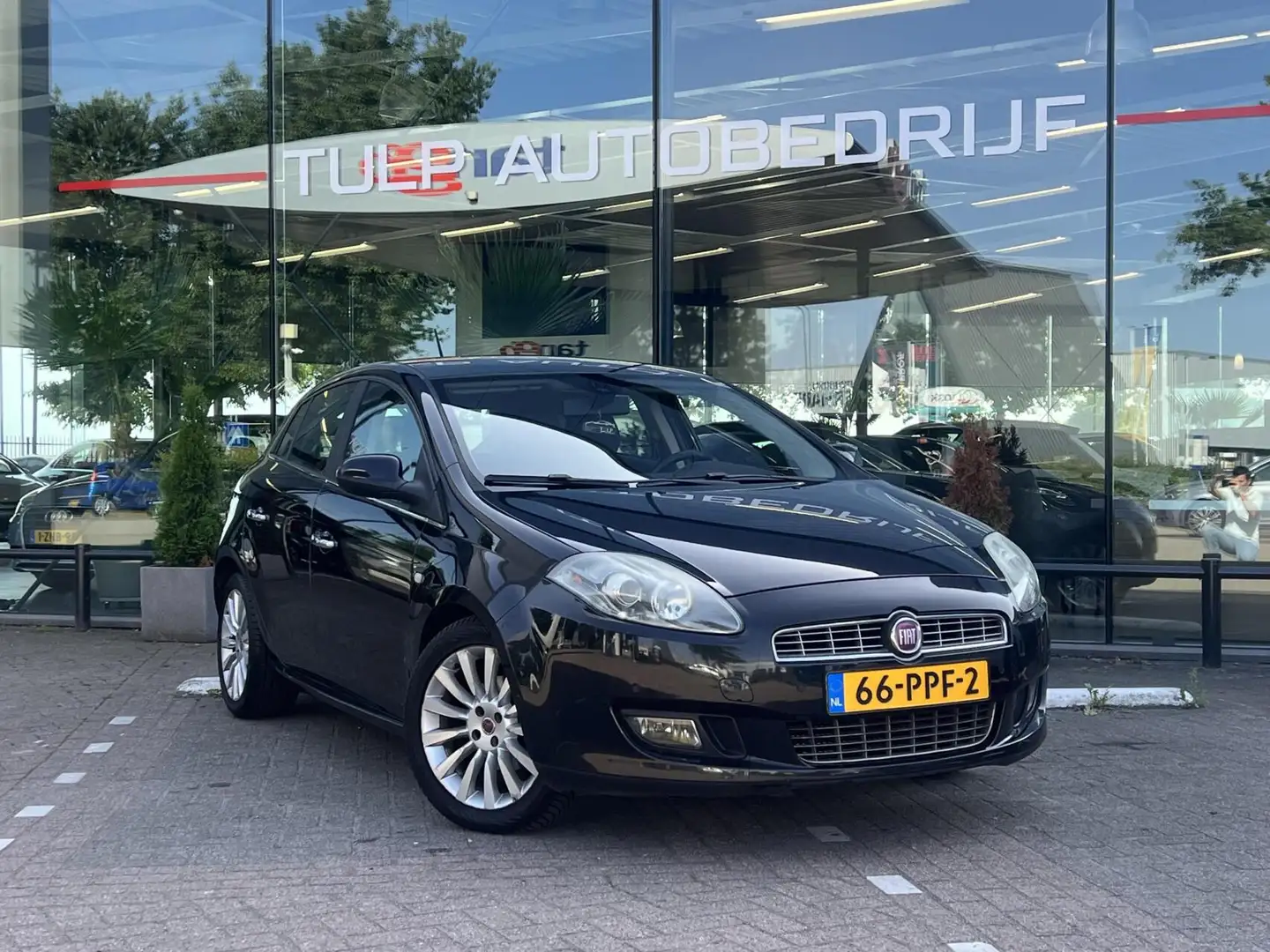 Fiat Bravo 1.4 MultiAir Business Clima Cruise All season band Schwarz - 2