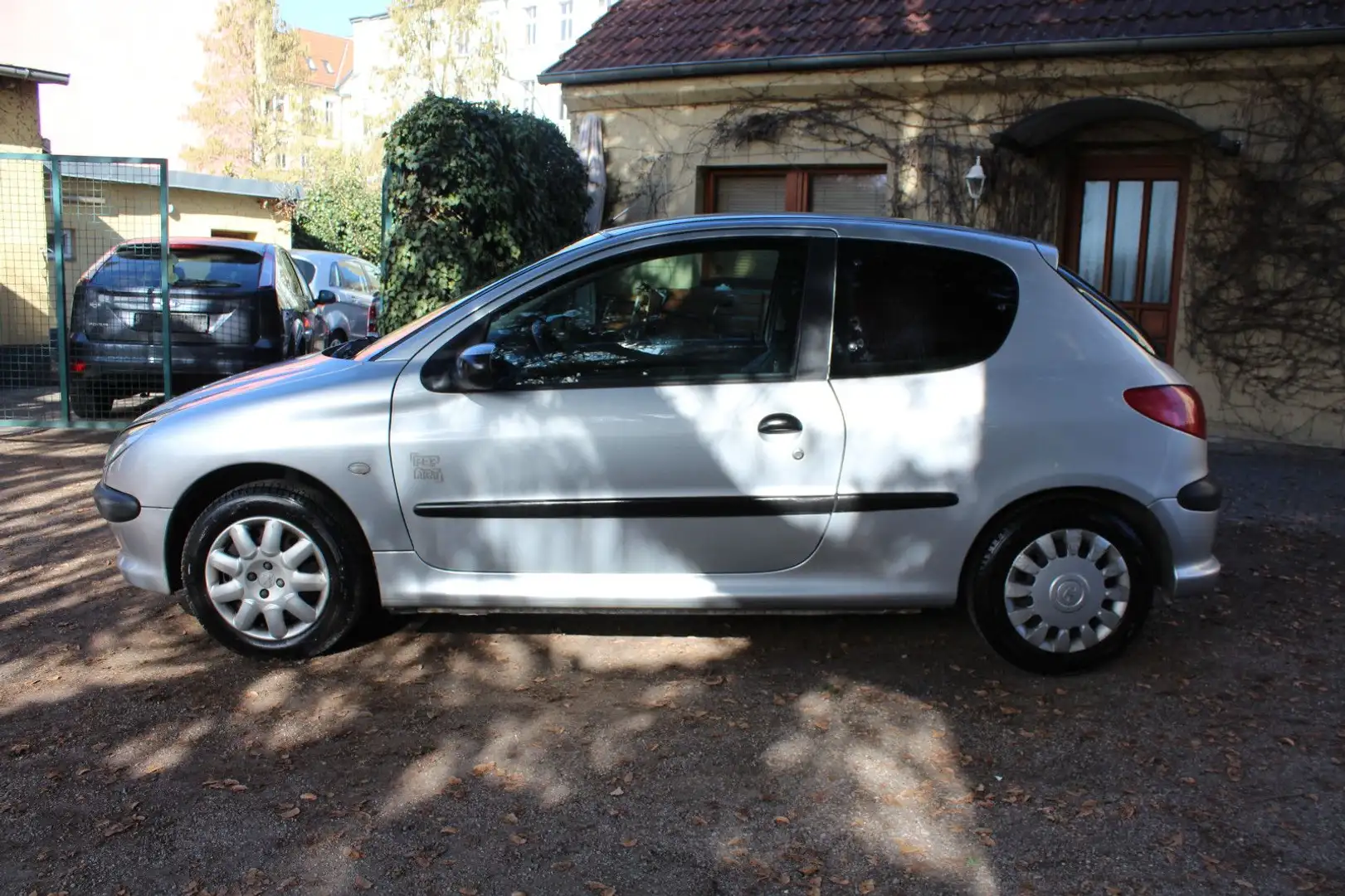 Peugeot 206 1.1*TÜV NEU* Silber - 2
